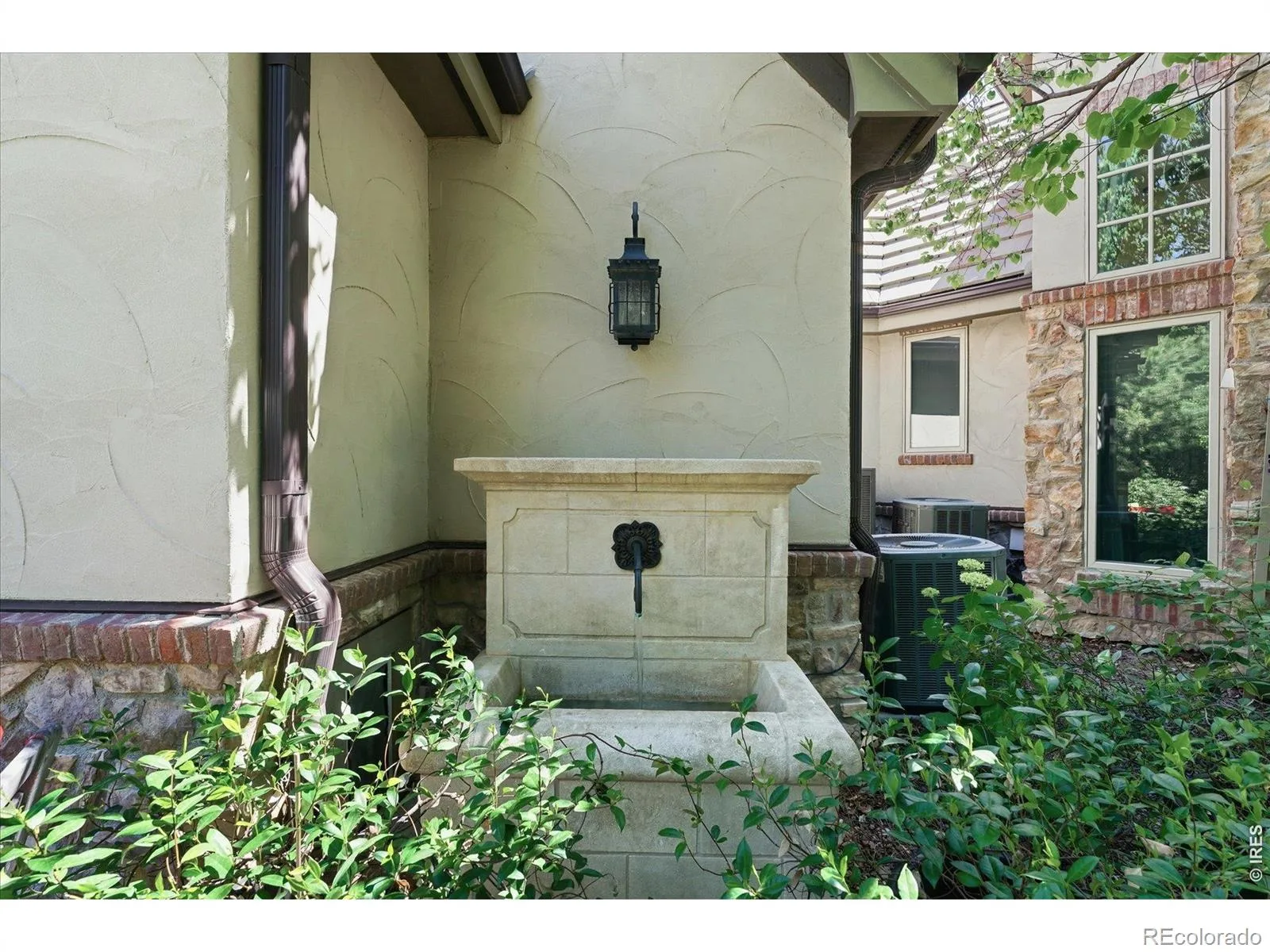 4053 E Iris Court Greenwood Village CO 80121 | MLS #RECIR1064995 07302026005548 1600 36