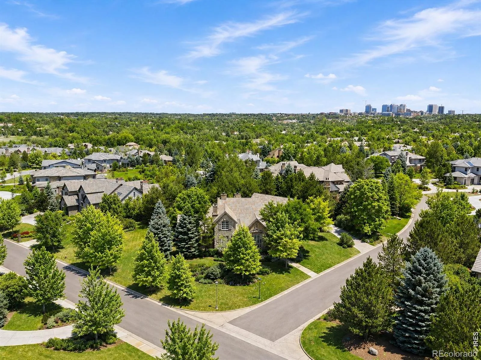 4053 E Iris Court Greenwood Village CO 80121 | MLS #RECIR1064995 07302026005548 1600 37