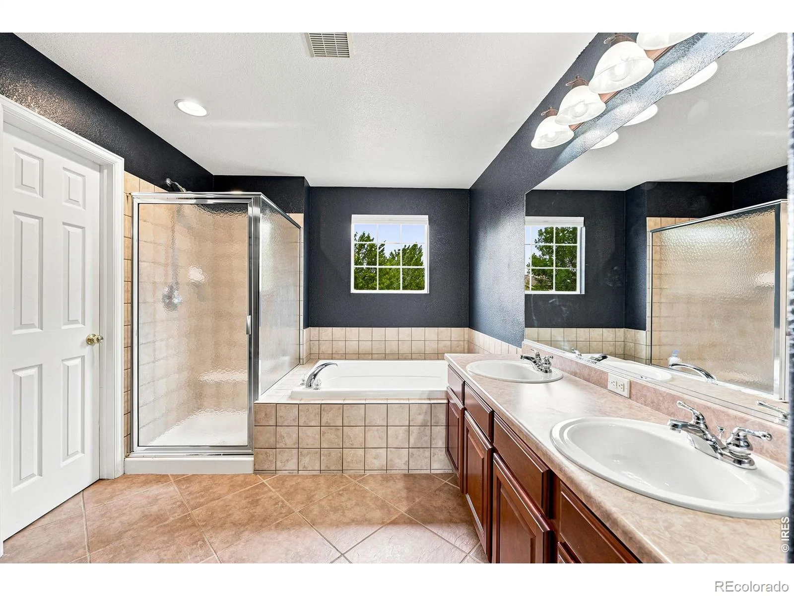 2166 Pinon Circle Erie CO 80516 | MLS #RECIR1065013 07242026202427 1600 21
