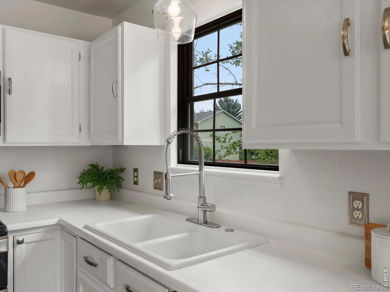 2301 N Shore Drive Longmont CO 80503 | MLS #RECIR1065024 07262026004441 1600 10