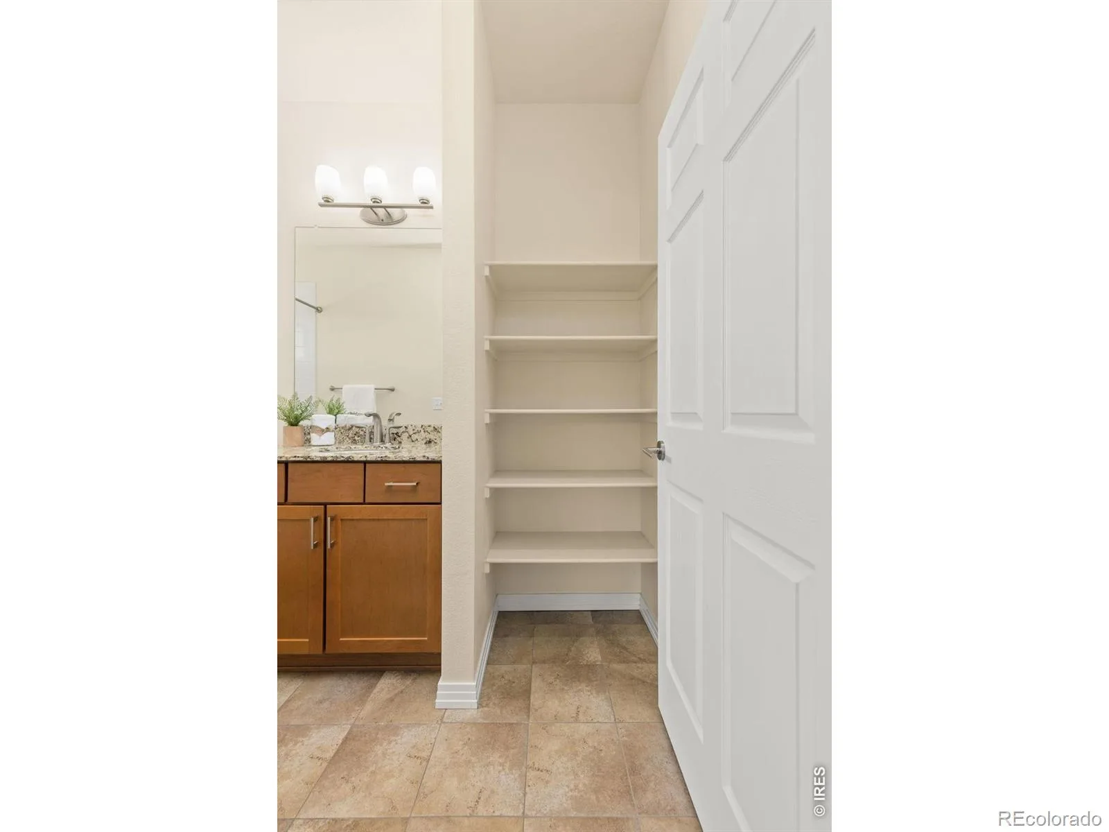 718 Widgeon Circle Longmont CO 80503 | MLS #RECIR1065120 07272026150351 1600 24