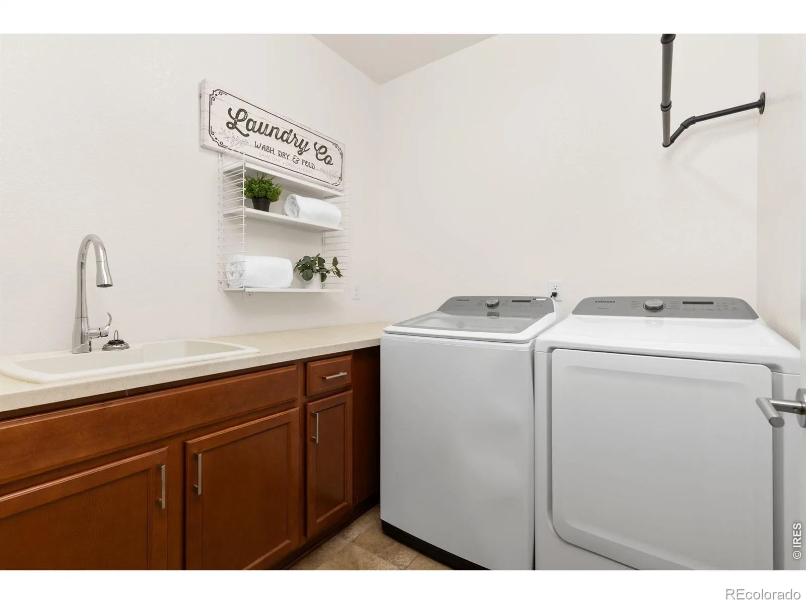 718 Widgeon Circle Longmont CO 80503 | MLS #RECIR1065120 07272026150351 1600 27