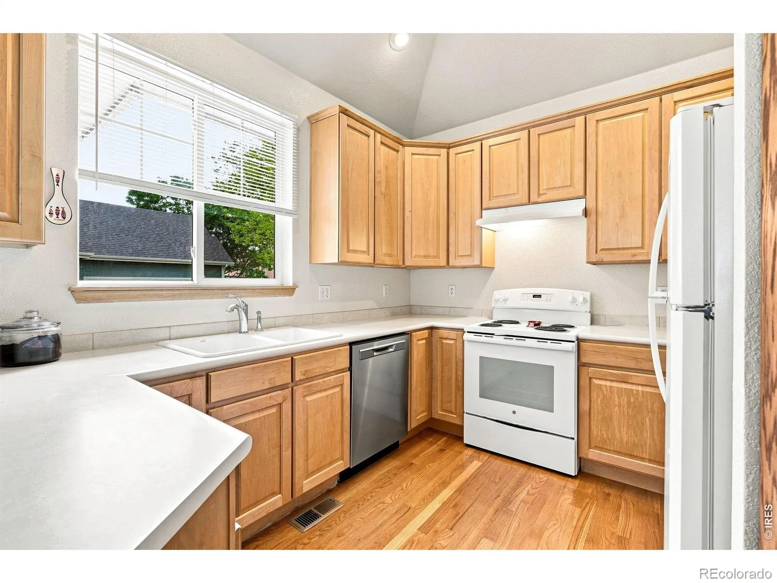 569 Wild Ridge Lane Lafayette CO 80026 | MLS #RECIR1065205 08102026034439 1600 7