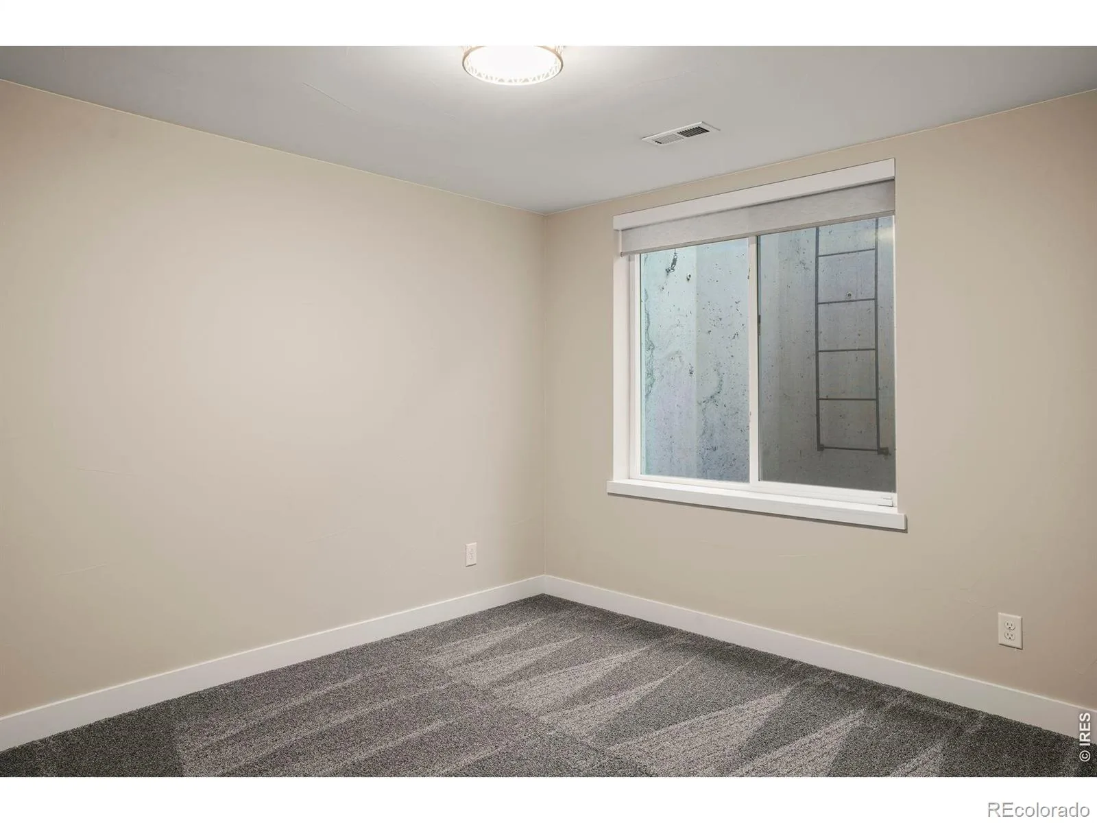 6797 Larsh Drive Denver CO 80221 | MLS #RECIR1065312 07302026041651 1600 23