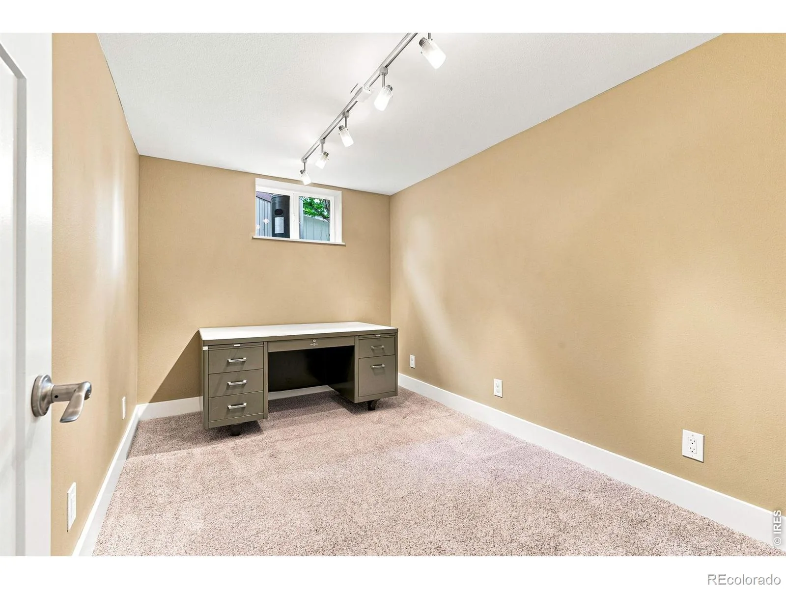 1915 Cheyenne Street Golden CO 80401 | MLS #RECIR1065320 07302026160154 1600 14