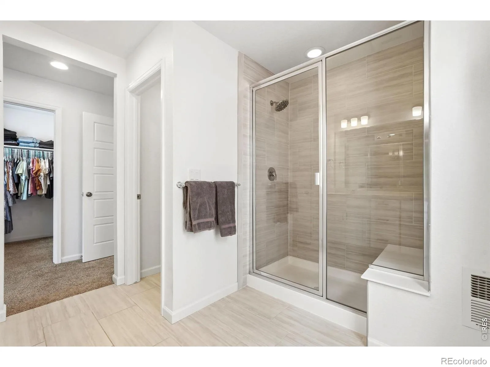 9915 Matchless Street Littleton CO 80125 | MLS #RECIR1065324 07302026160212 1600 17