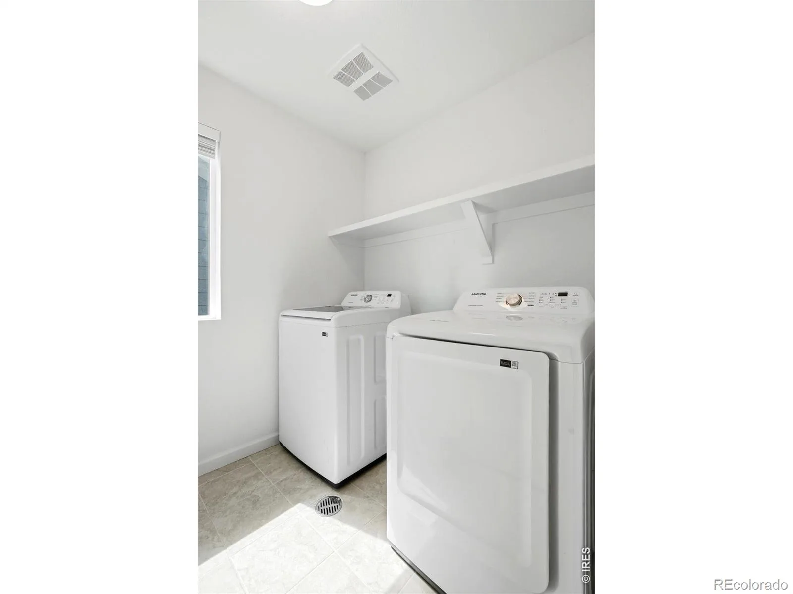 9915 Matchless Street Littleton CO 80125 | MLS #RECIR1065324 07302026160212 1600 25