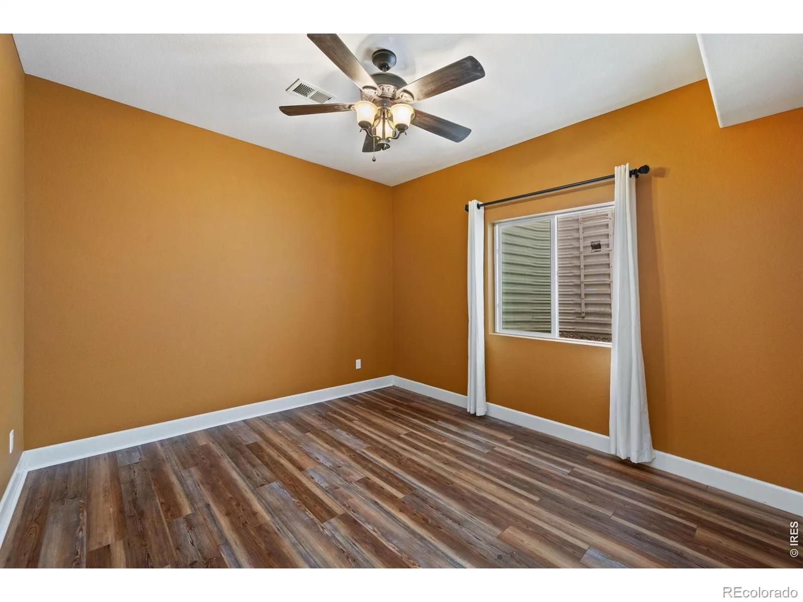 6305 Walnut Grove Street Erie CO 80516 | MLS #RECIR1065326 07312026003011 1600 33