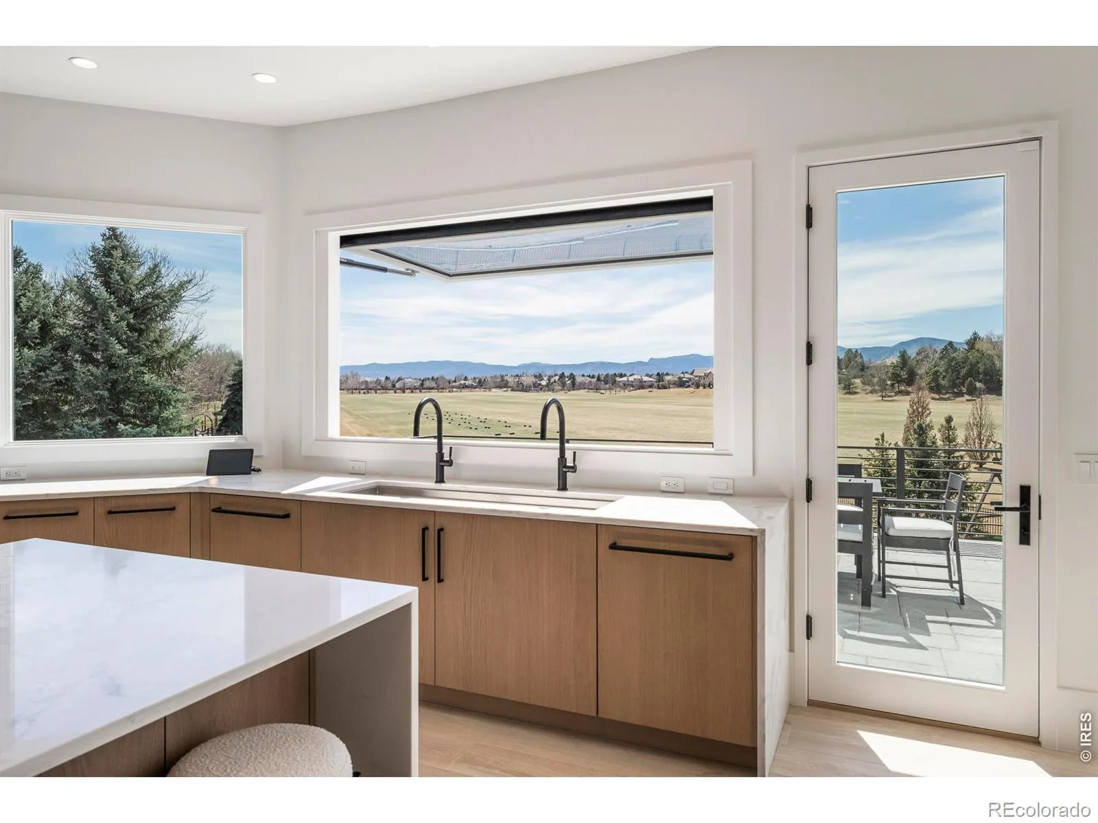 6930 S Polo Ridge Drive Littleton CO 80128 | MLS #RECIR1065353 07302026183940 1600 10