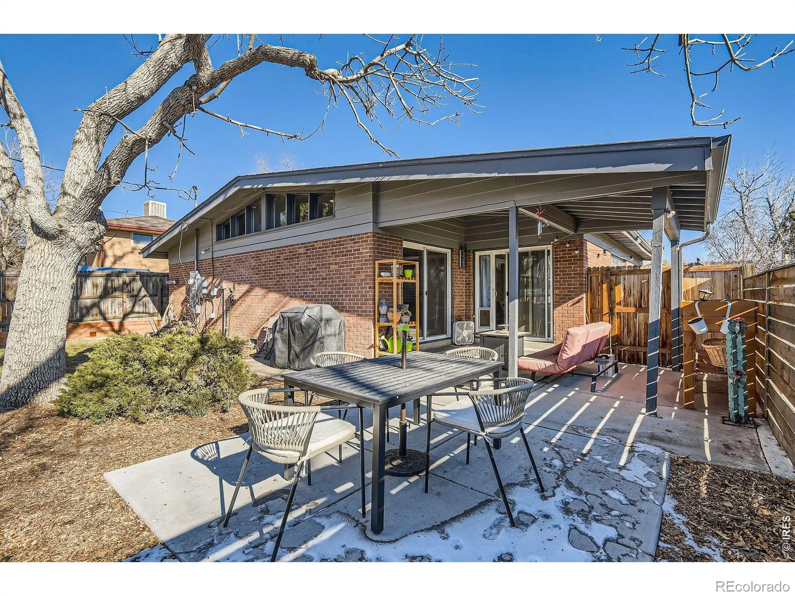 345 S Forest Street Denver CO 80246 | MLS #RECIR1065354 08252026001316 1600 25