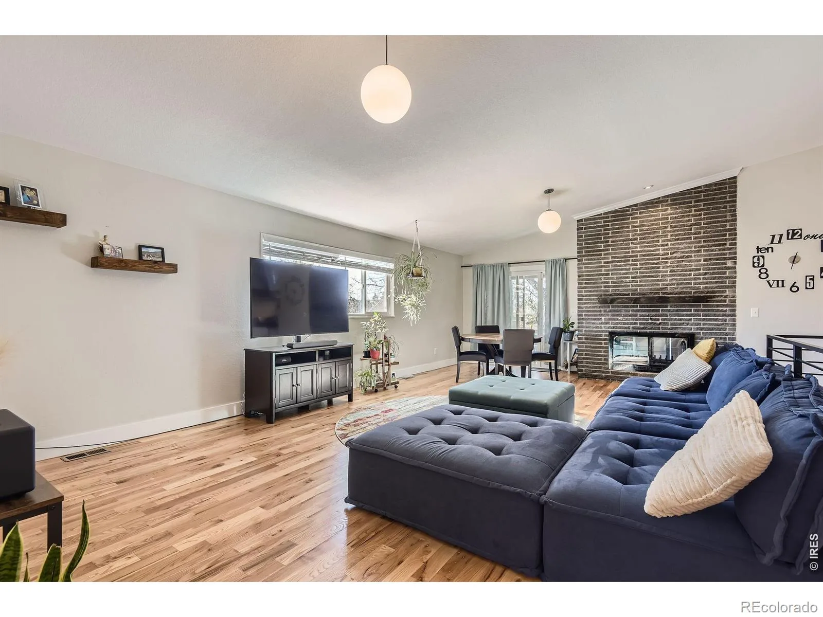345 S Forest Street Denver CO 80246 | MLS #RECIR1065354 08252026001316 1600 7