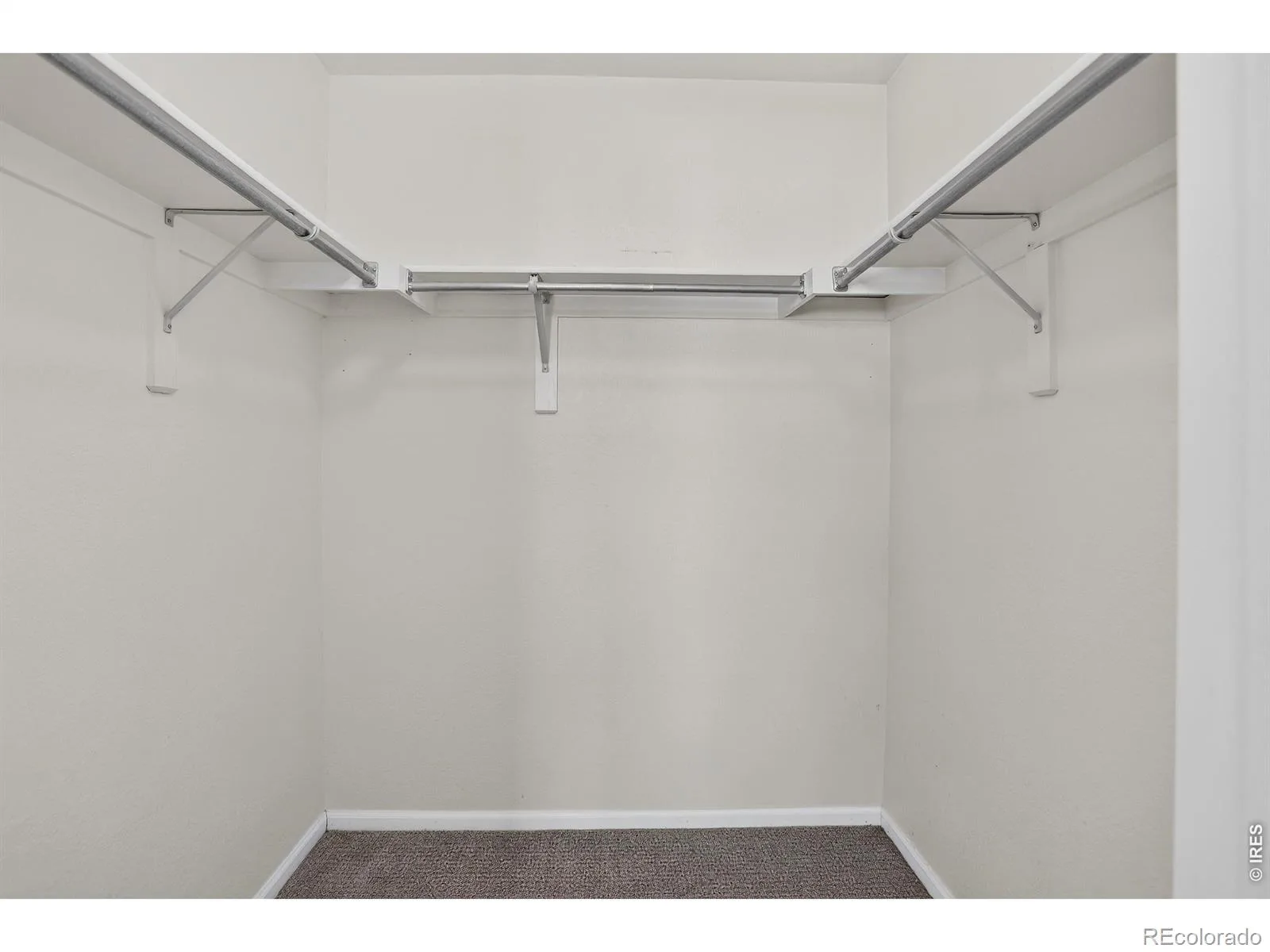 346 Wadsworth Circle Longmont CO 80504 | MLS #RECIR1065360 07302026184023 1600 21