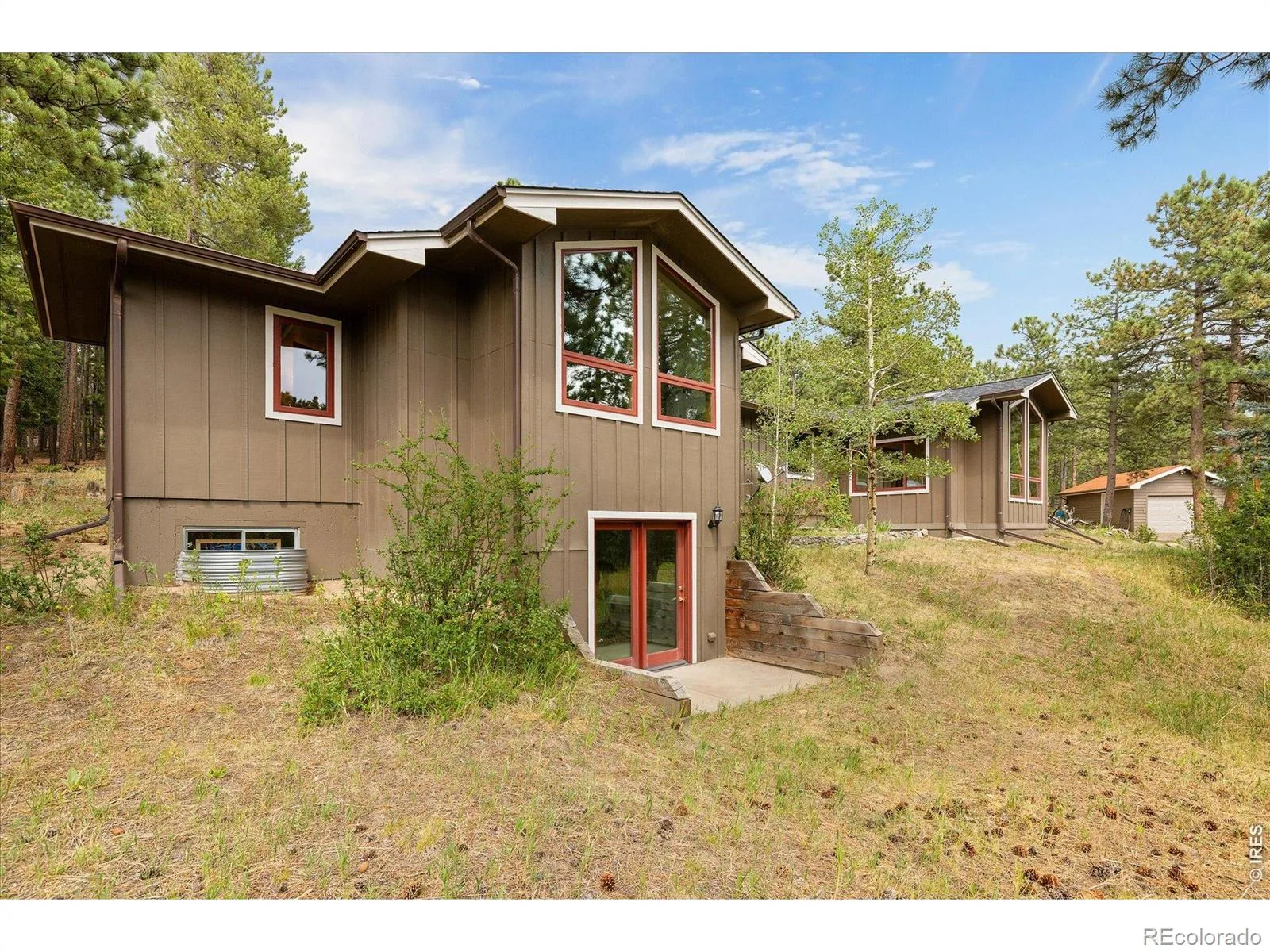 11988 Begole Circle Golden CO 80403 | MLS #RECIR1065385 08032026001438 1600 2