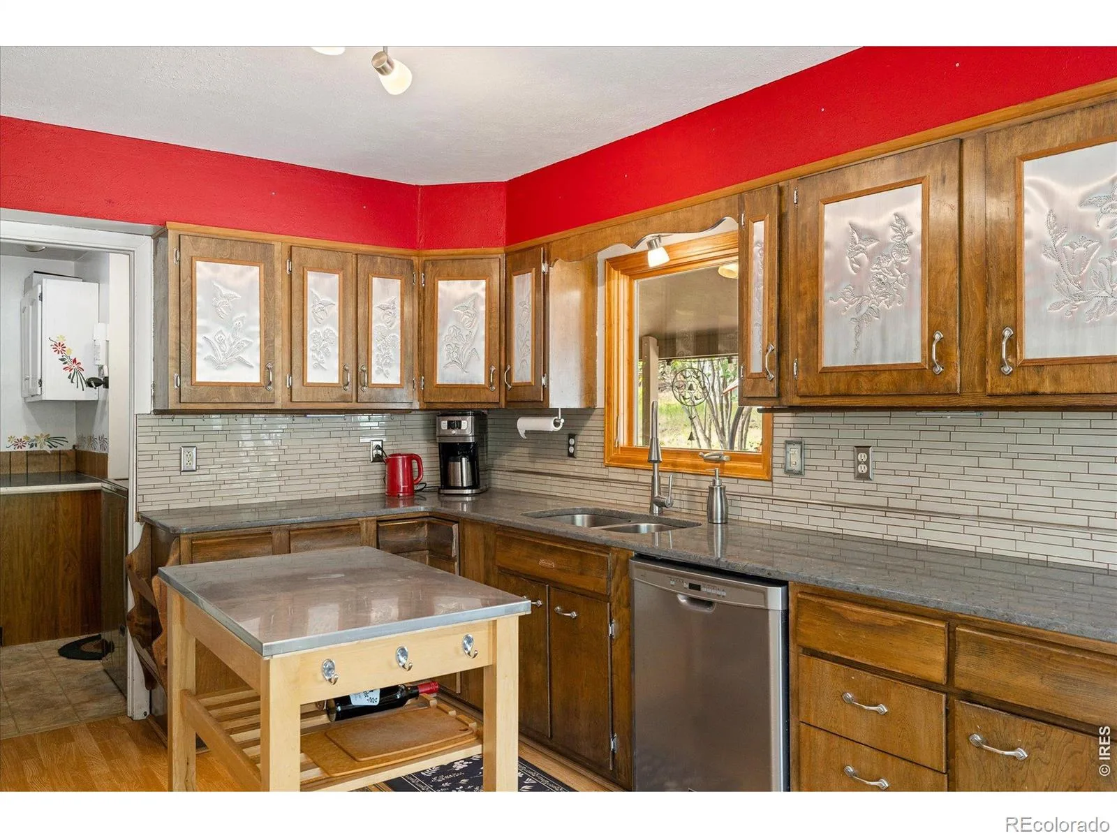 11988 Begole Circle Golden CO 80403 | MLS #RECIR1065385 08032026001438 1600 25