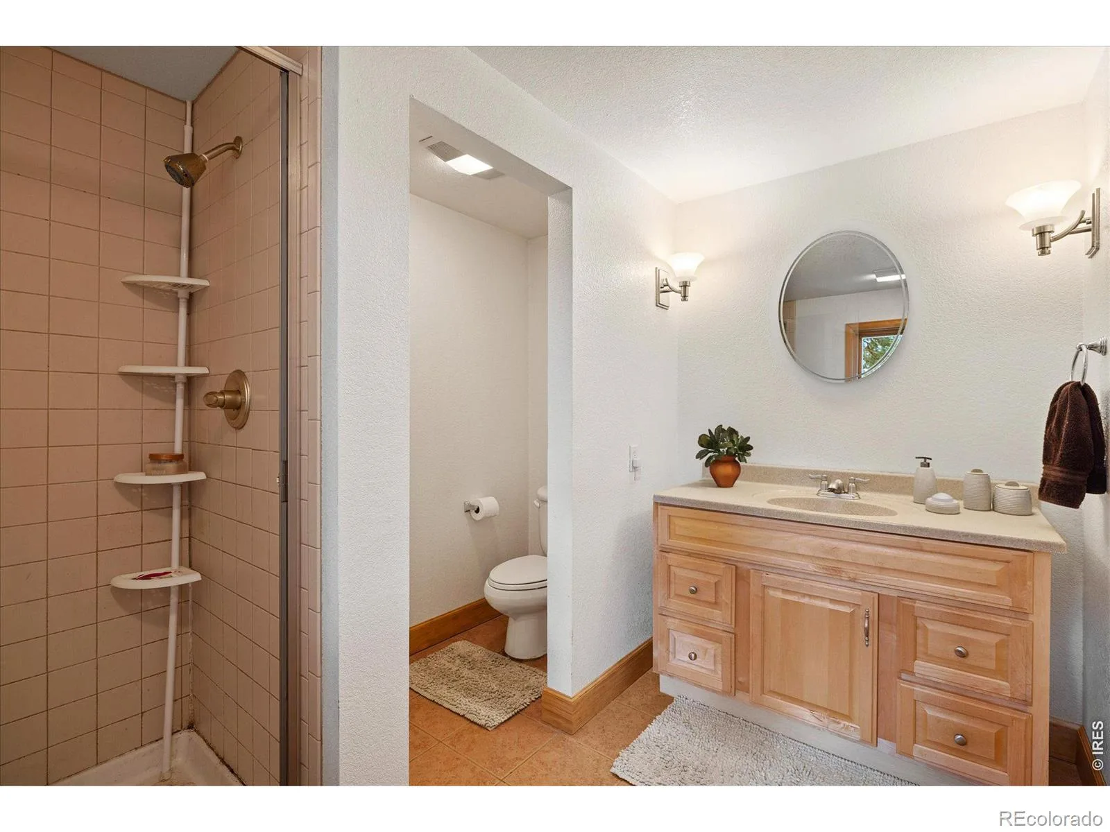11988 Begole Circle Golden CO 80403 | MLS #RECIR1065385 08032026001438 1600 30