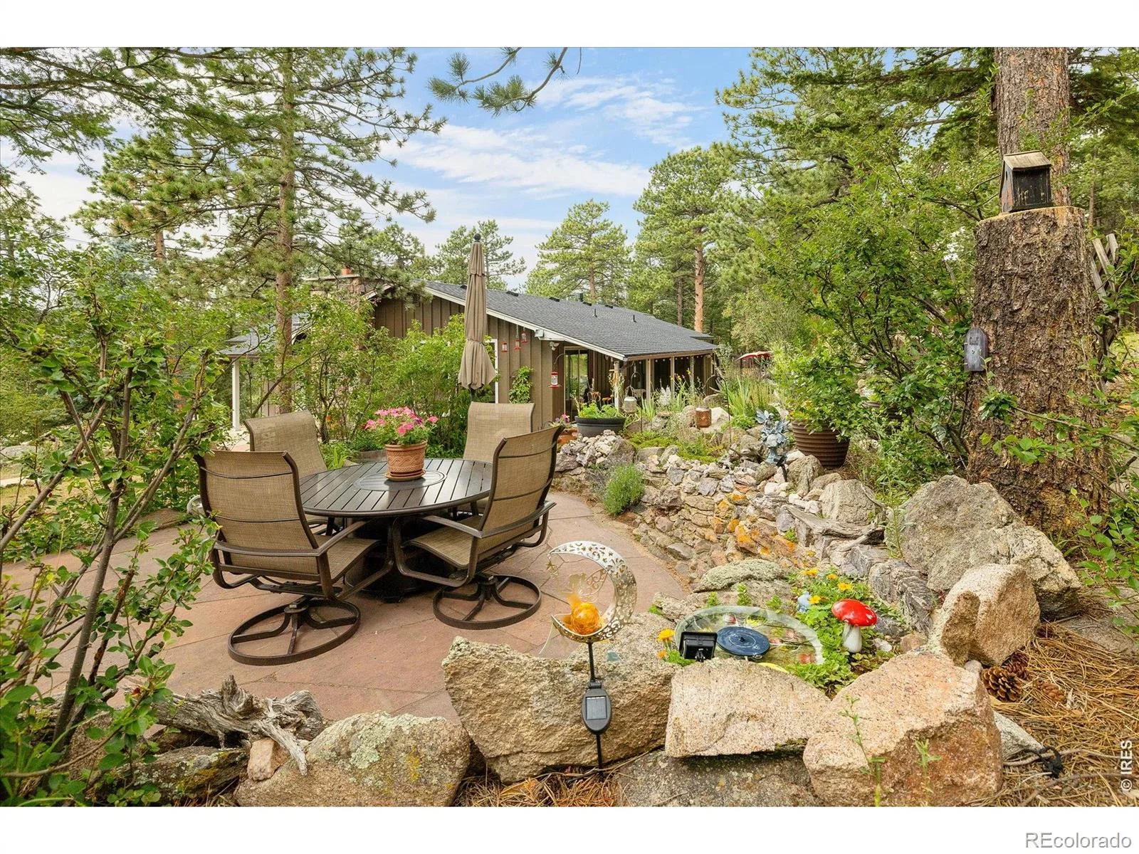 11988 Begole Circle Golden CO 80403 | MLS #RECIR1065385 08032026001438 1600 6