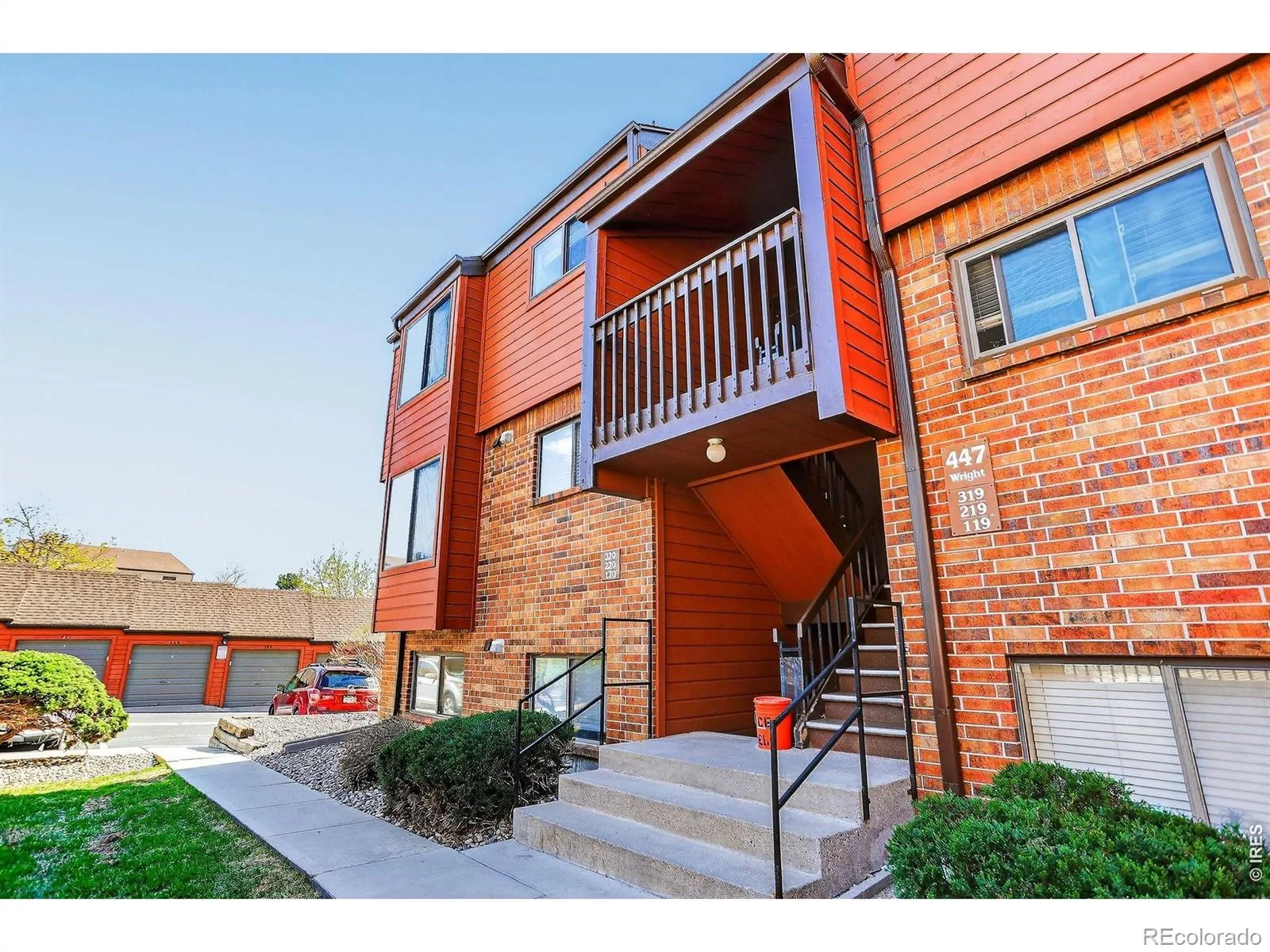 447 Wright Street #319 Lakewood CO 80228 | MLS #RECIR1065449 07312026120511 1600 15