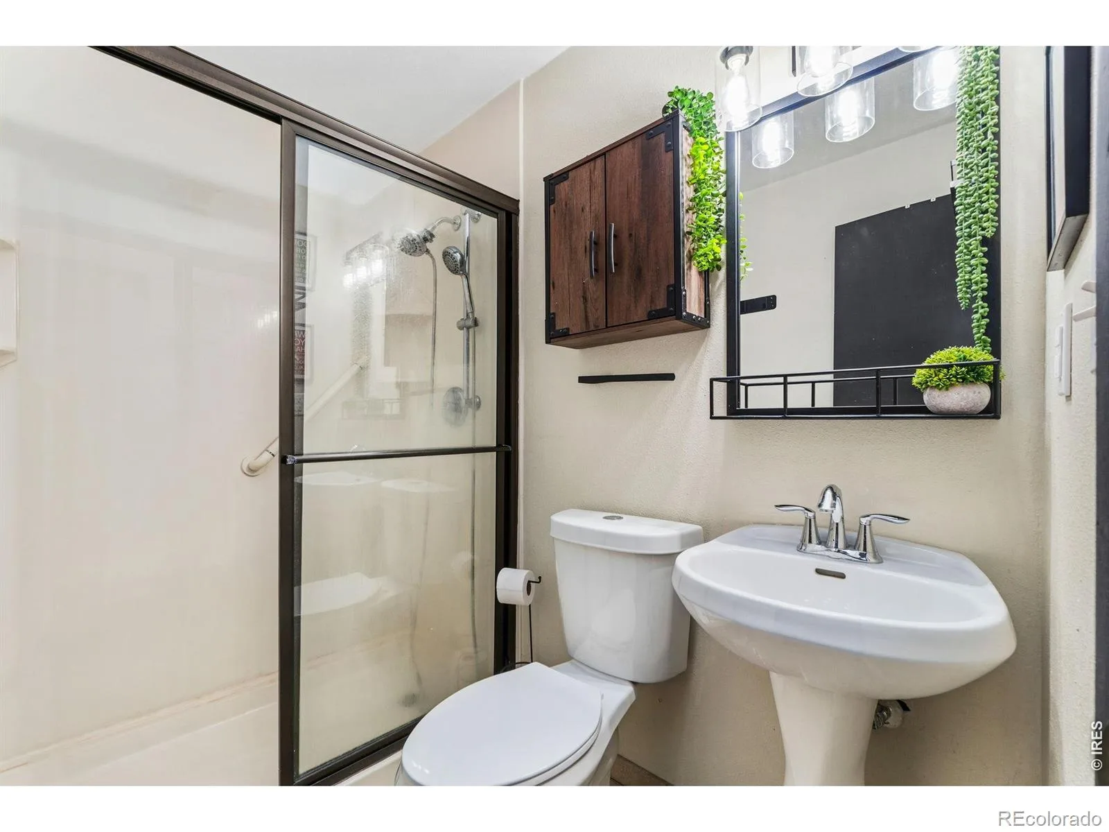 2850 N Steele Street Denver CO 80205 | MLS #RECIR1065479 08032026133642 1600 10