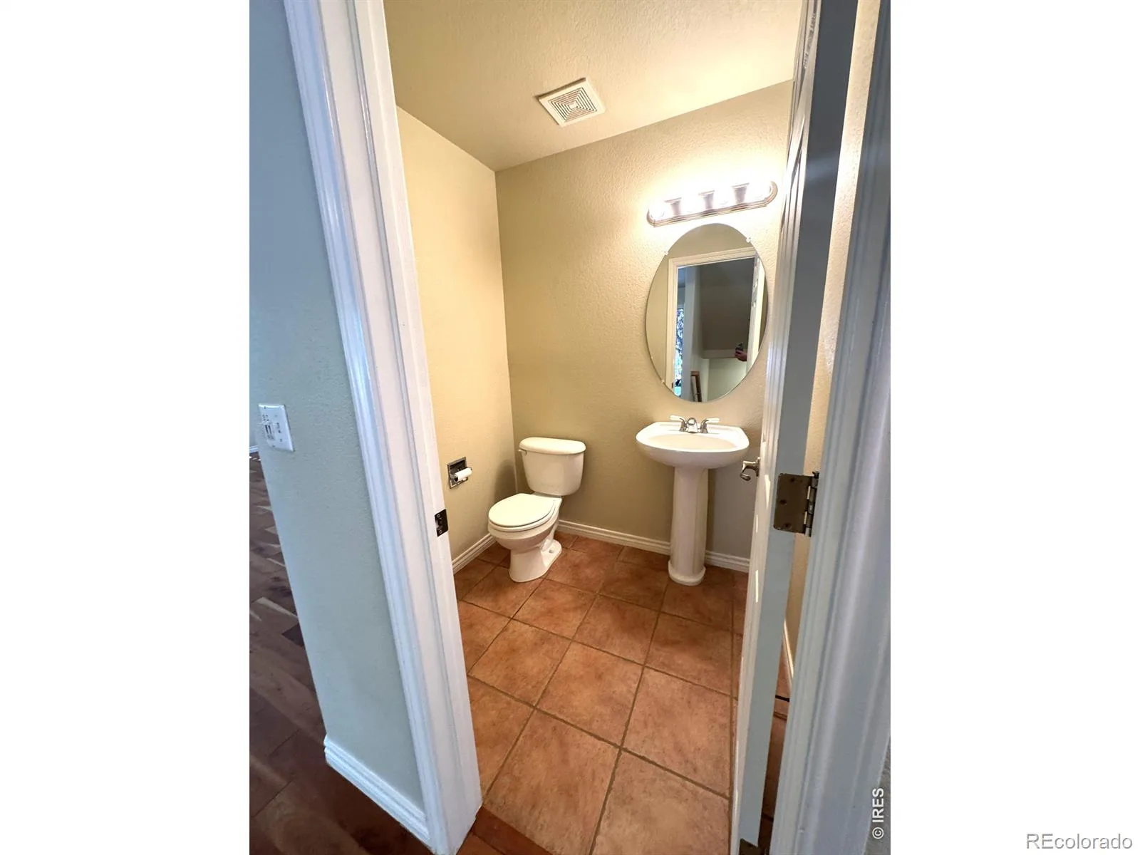 1202 Della Street Longmont CO 80501 | MLS #RECIR1065515 07312026214347 1600 13