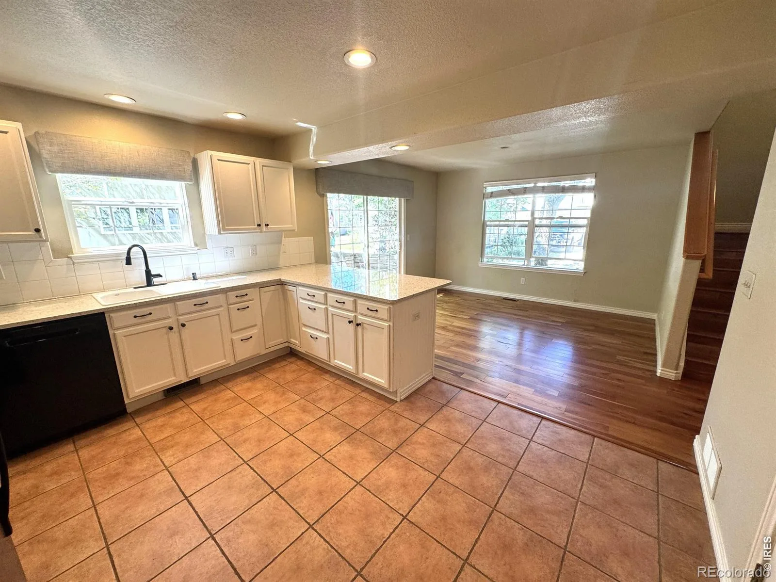 1202 Della Street Longmont CO 80501 | MLS #RECIR1065515 07312026214347 1600 16