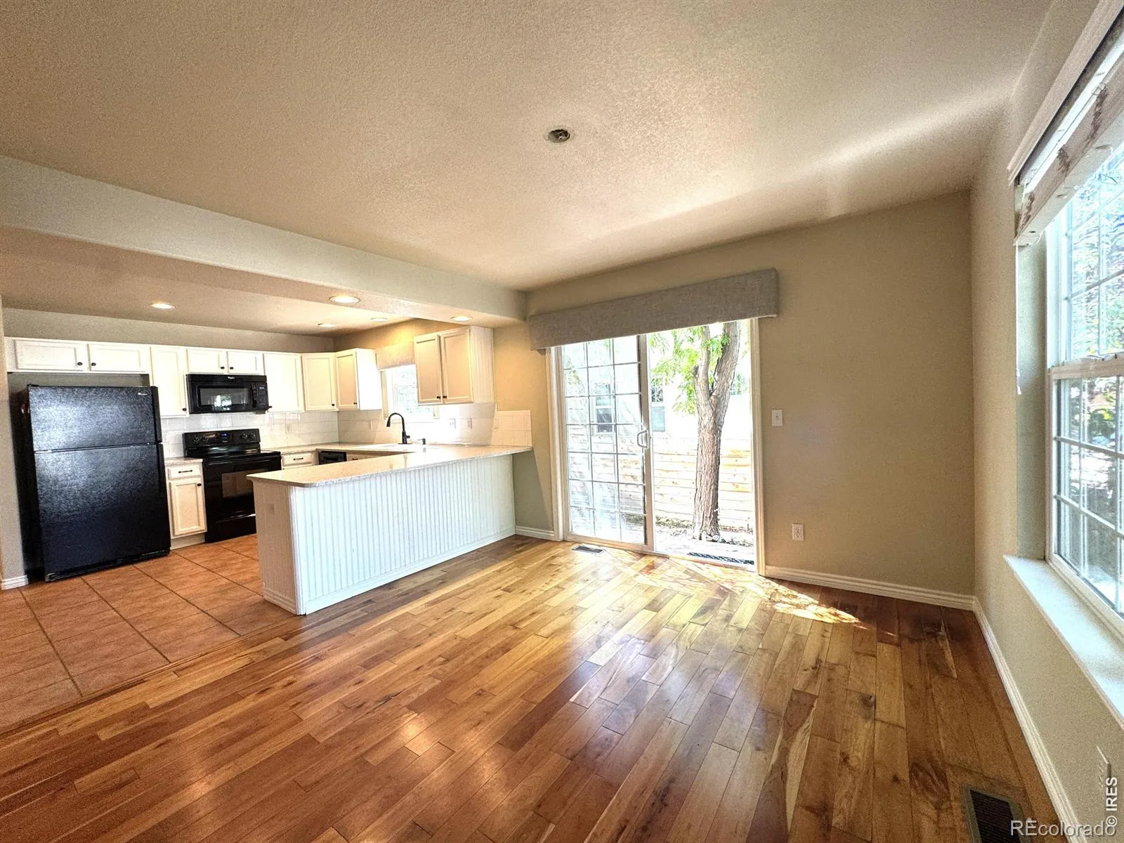 1202 Della Street Longmont CO 80501 | MLS #RECIR1065515 07312026214347 1600 18