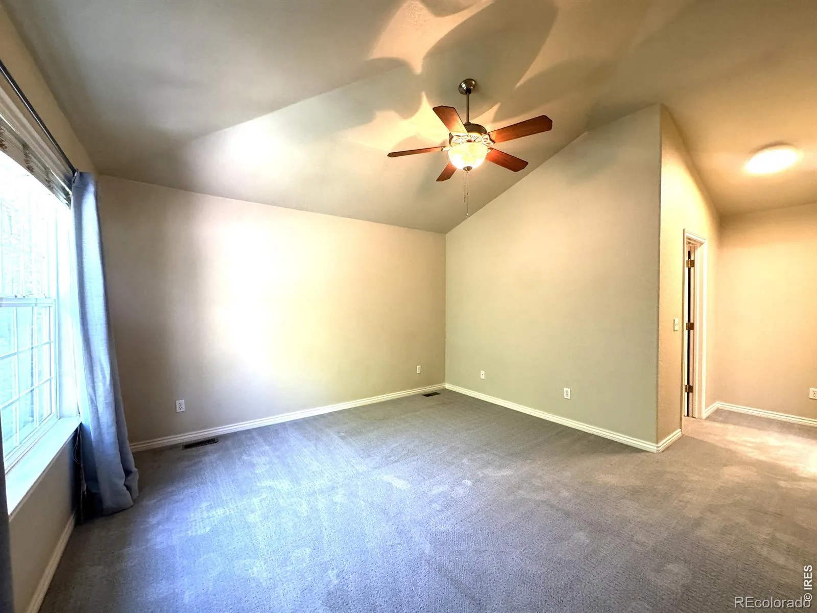 1202 Della Street Longmont CO 80501 | MLS #RECIR1065515 07312026214347 1600 19