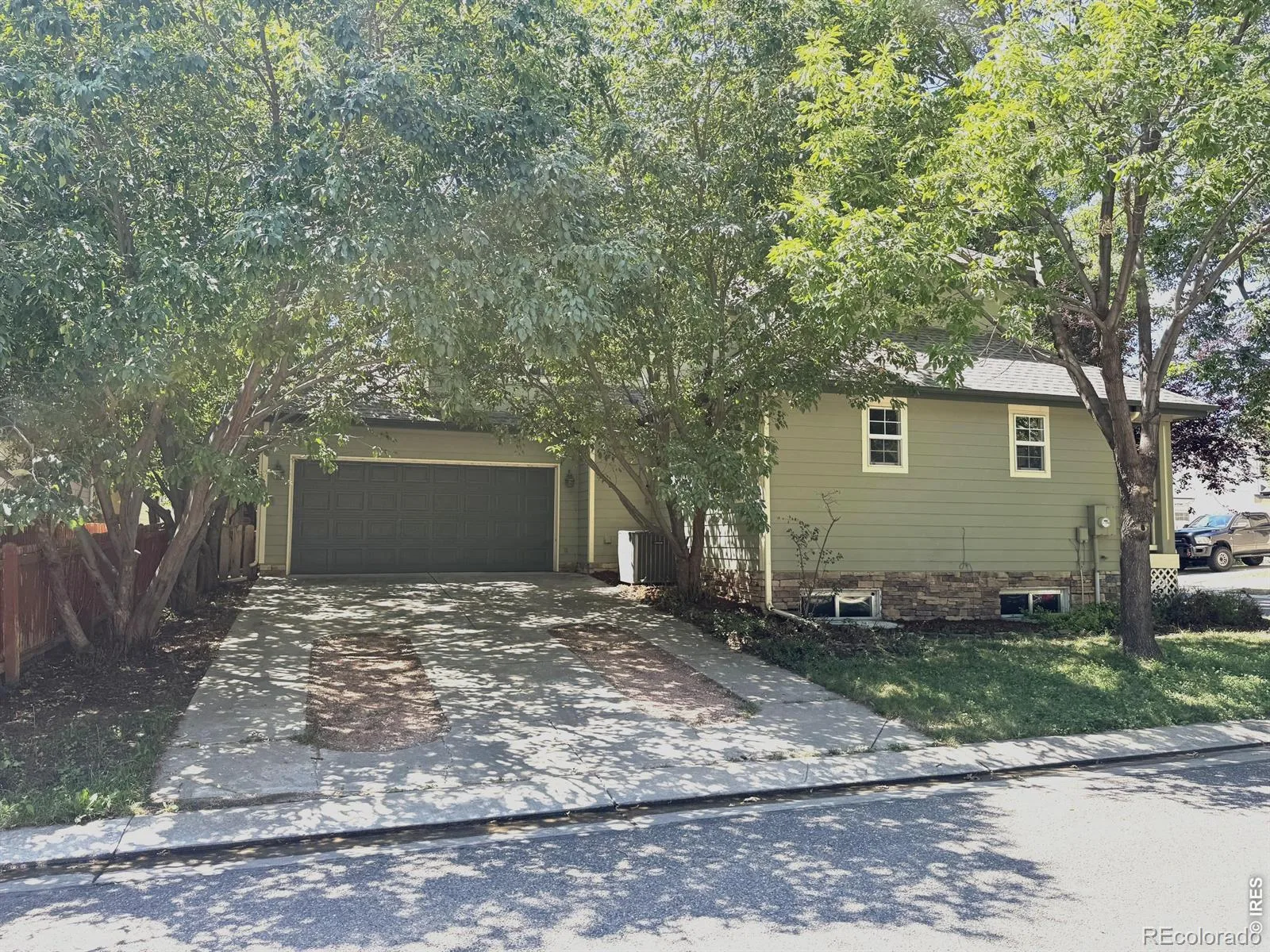 1202 Della Street Longmont CO 80501 | MLS #RECIR1065515 07312026214347 1600 7