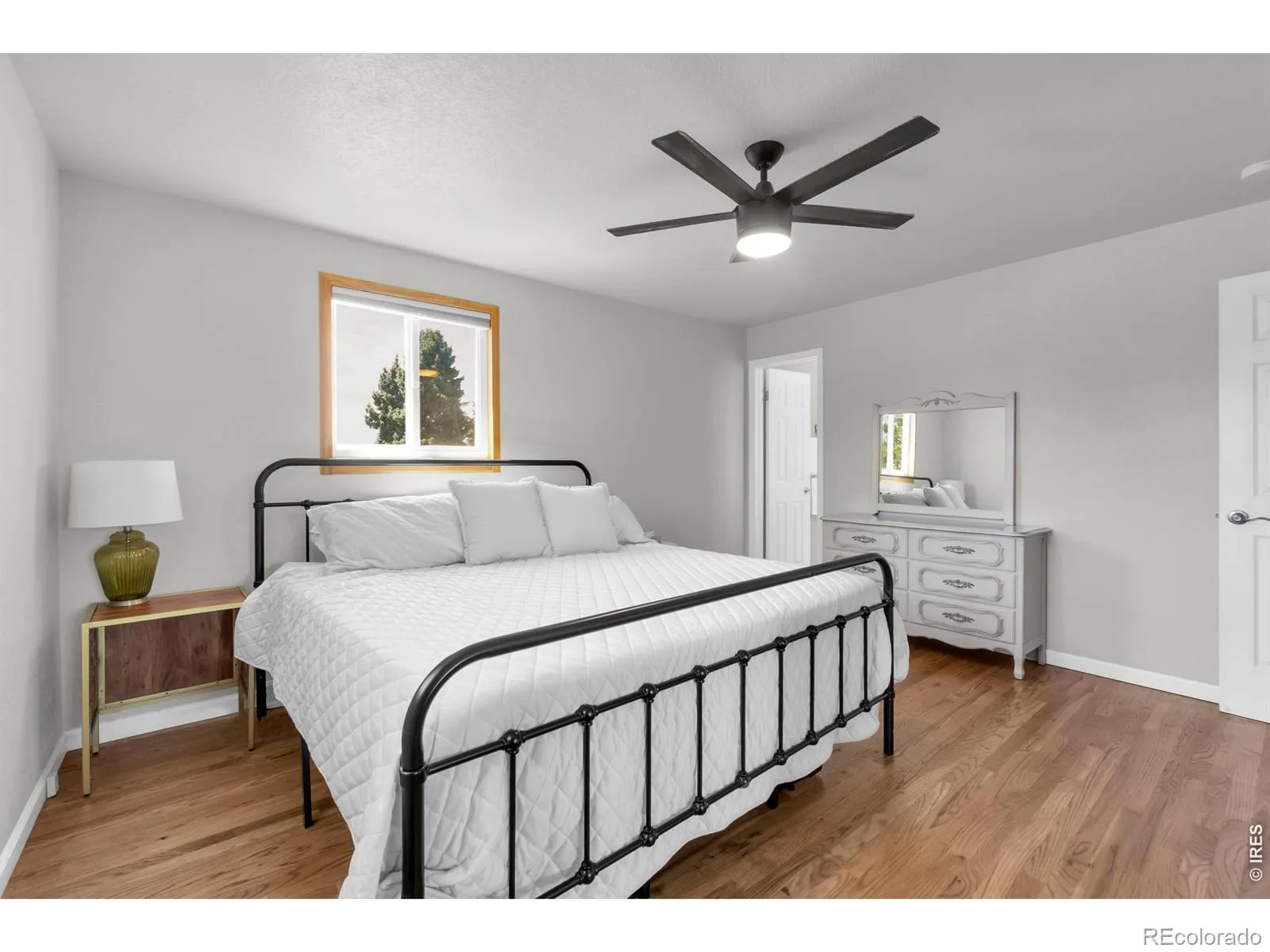 8923 W Warren Drive Lakewood CO 80227 | MLS #RECIR1065516 08182026004859 1600 30