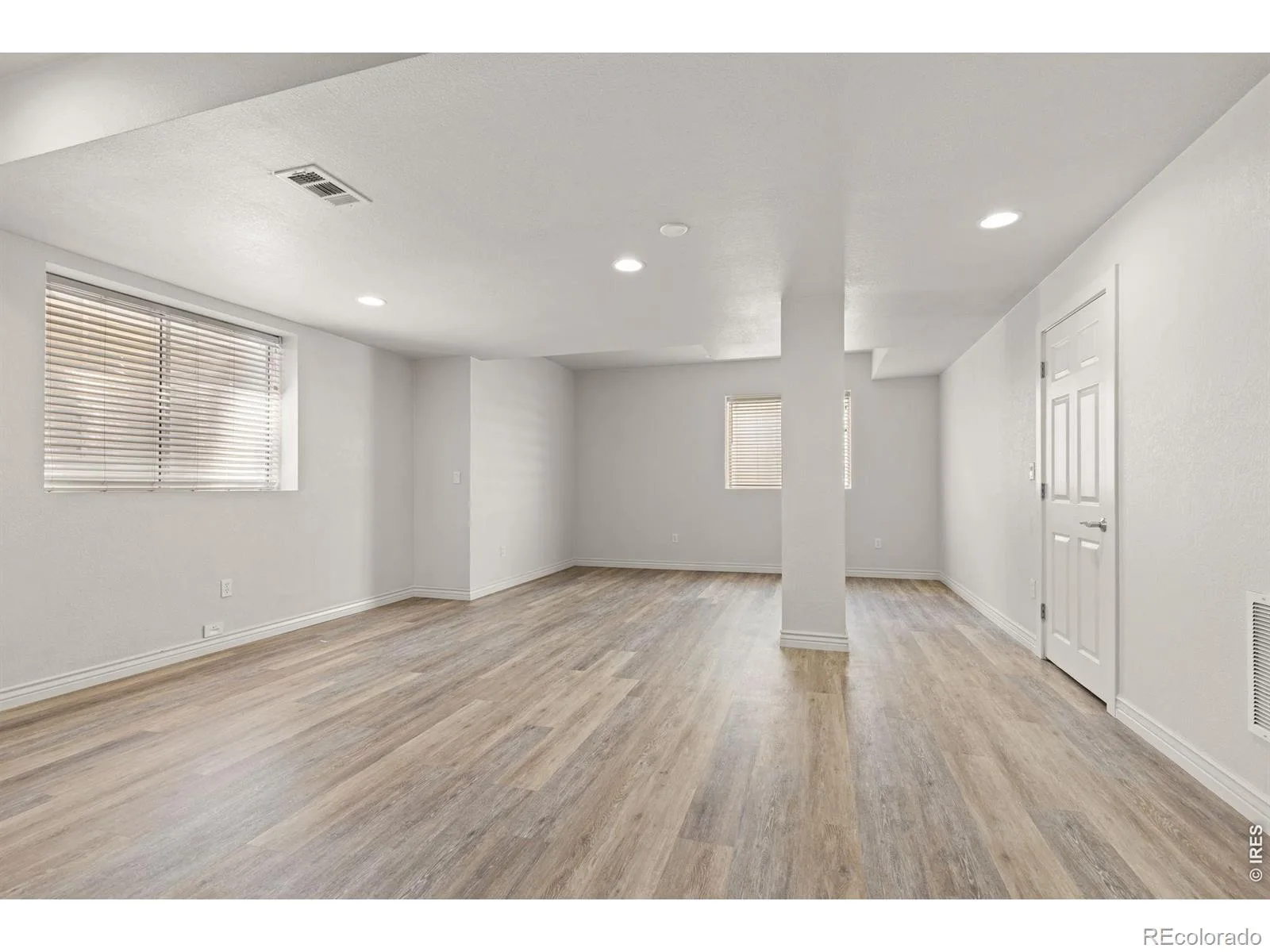 1001 Wyndemere Circle Longmont CO 80504 | MLS #RECIR1065519 07312026214512 1600 32