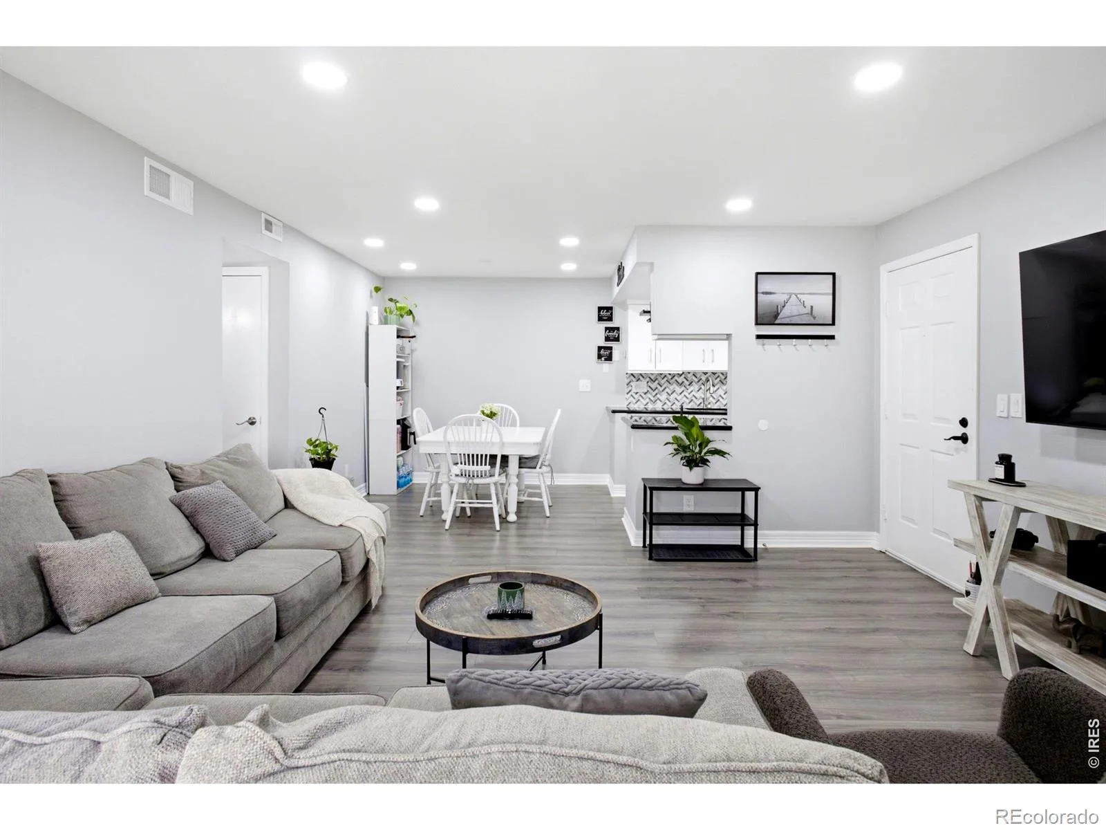 8225 Fairmount Drive #105 #5 Denver CO 80247 | MLS #RECIR1065564 08012026035928 1600 5