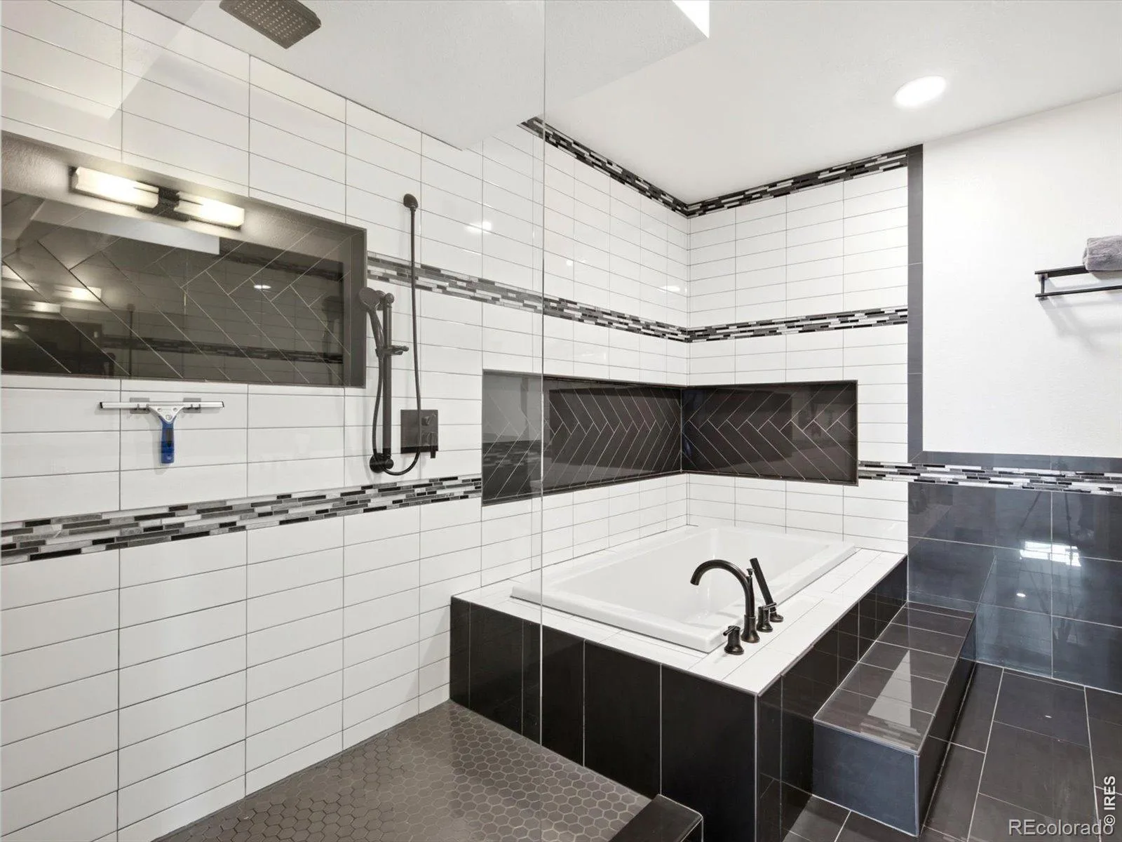 15808 W 83rd Avenue Arvada CO 80007 | MLS #RECIR1065594 08052026190203 1600 36