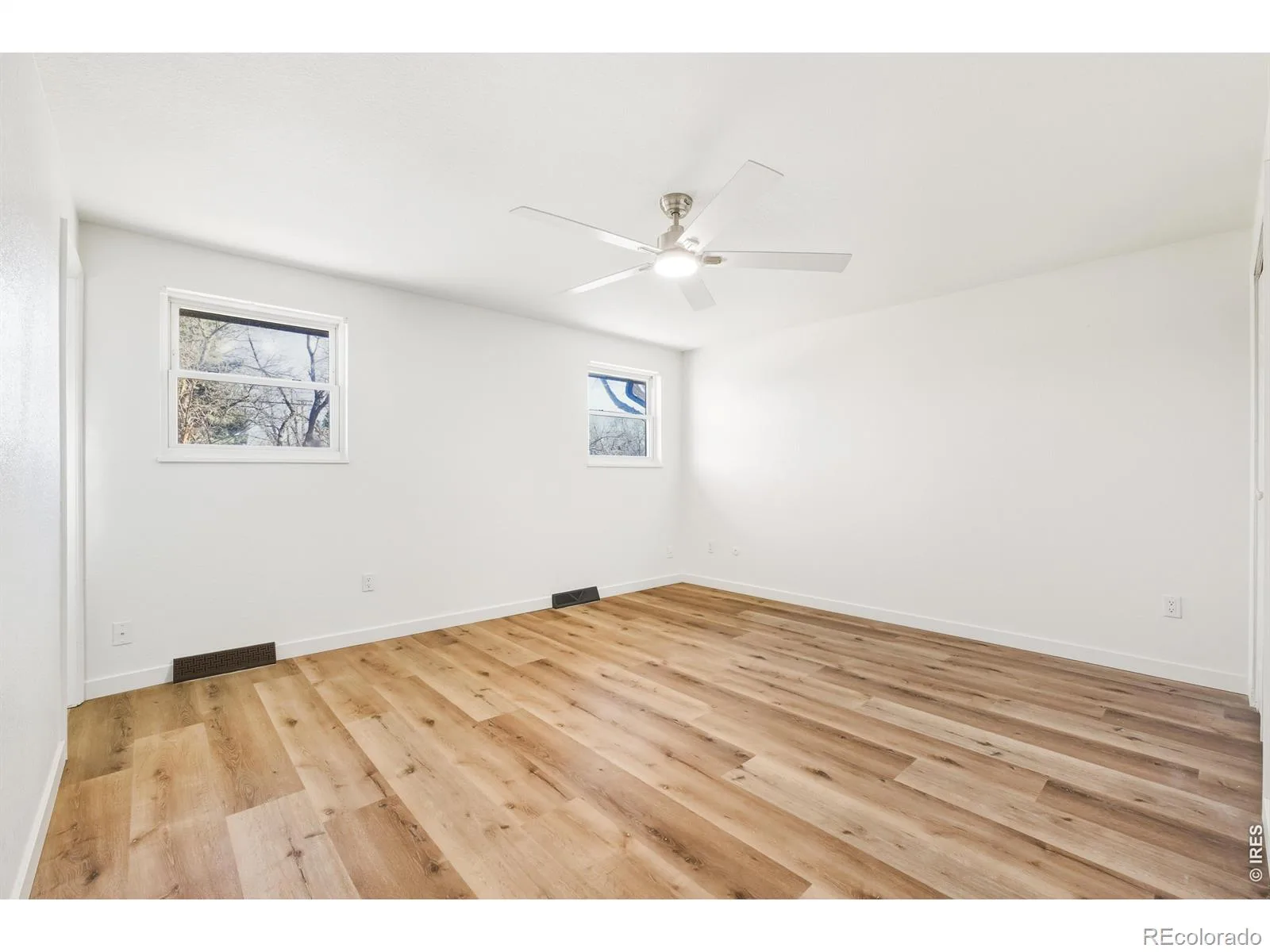 1080 S Garrison Street Lakewood CO 80226 | MLS #RECIR1065604 08022026142055 1600 8