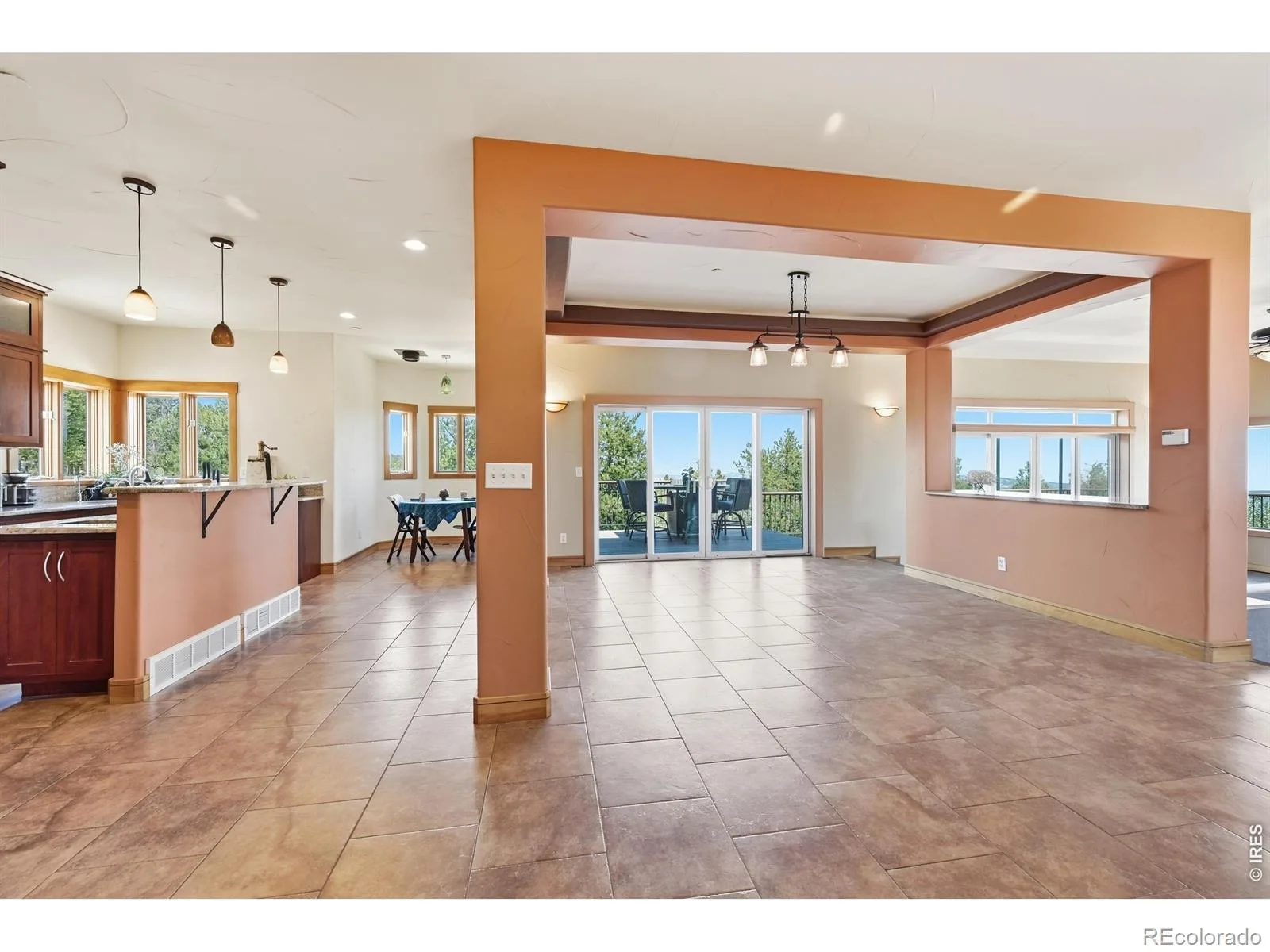 800 Divide View Drive Golden CO 80403 | MLS #RECIR1065612 08122026002753 1600 7