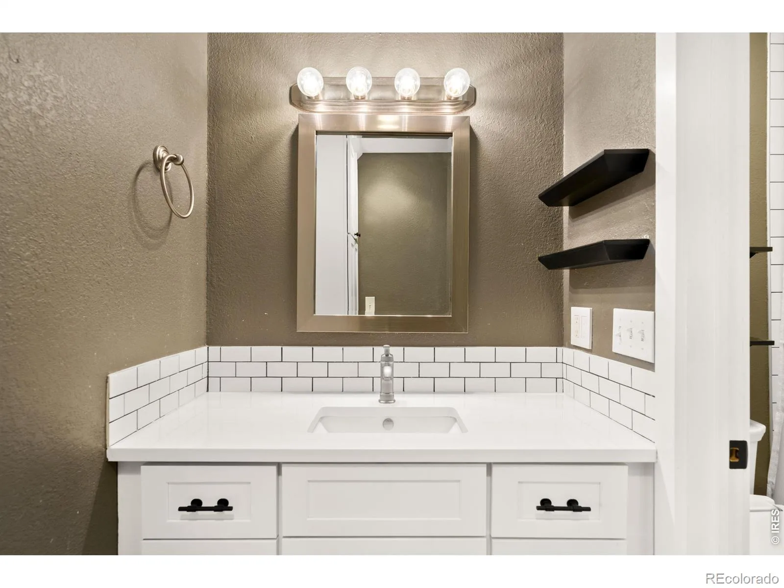 639 Galapago Street Denver CO 80204 | MLS #RECIR1065761 08052026180117 1600 33
