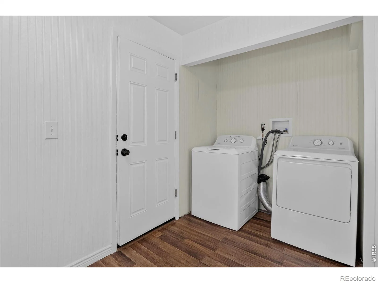 10530 W Fair Avenue #B Littleton CO 80127 | MLS #RECIR1065796 08052026224755 1600 12