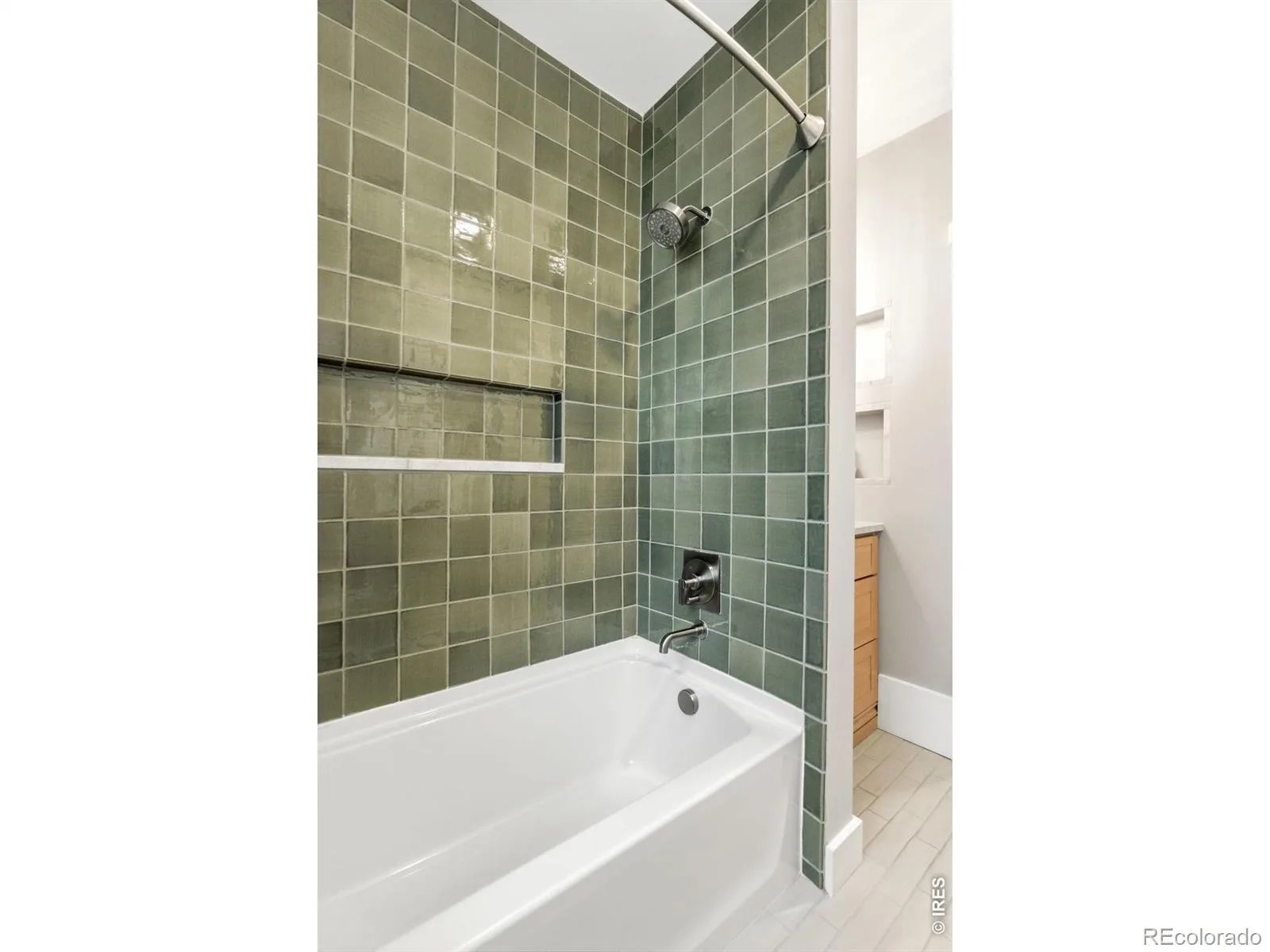 800 Monroe Street Denver CO 80206 | MLS #RECIR1065801 08052026225344 1600 24