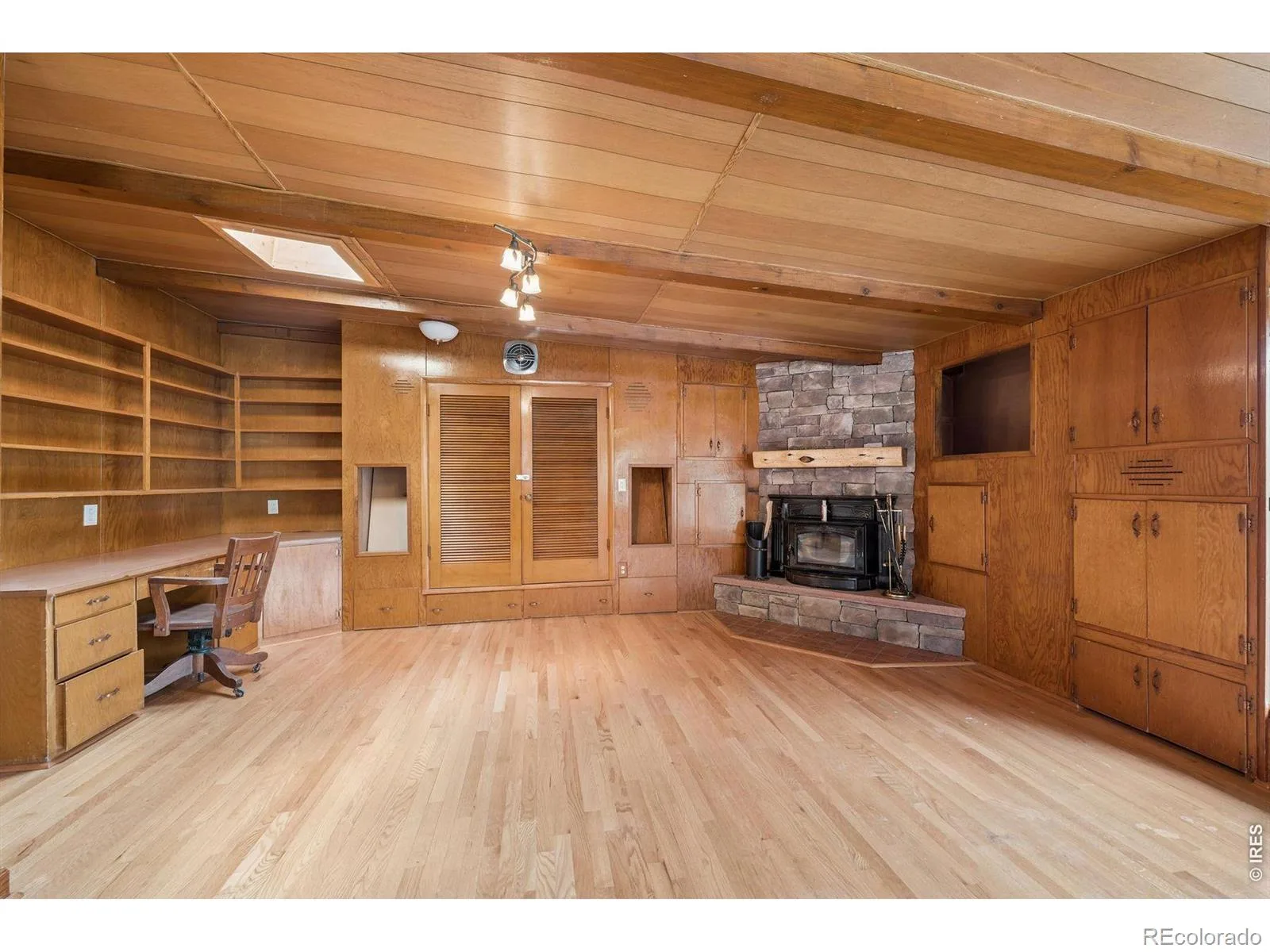 10355 W 13th Place Lakewood CO 80215 | MLS #RECIR1065807 08182026200005 1600 27