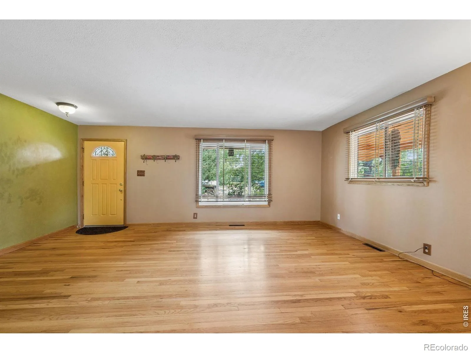 10355 W 13th Place Lakewood CO 80215 | MLS #RECIR1065807 08182026200005 1600 6
