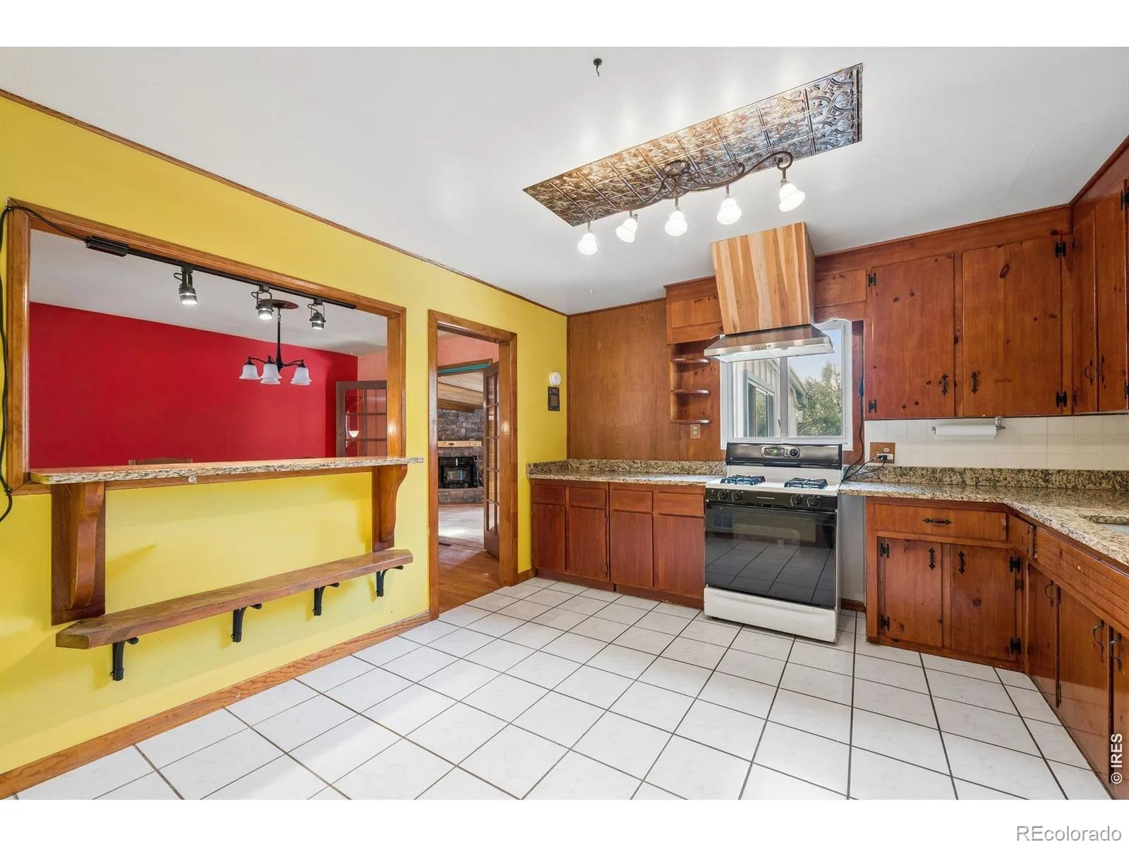 10355 W 13th Place Lakewood CO 80215 | MLS #RECIR1065807 08182026200005 1600 7