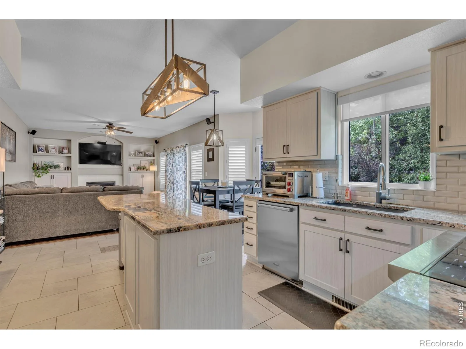 3739 Florentine Circle Longmont CO 80503 | MLS #RECIR1065813 08072026203304 1600 9