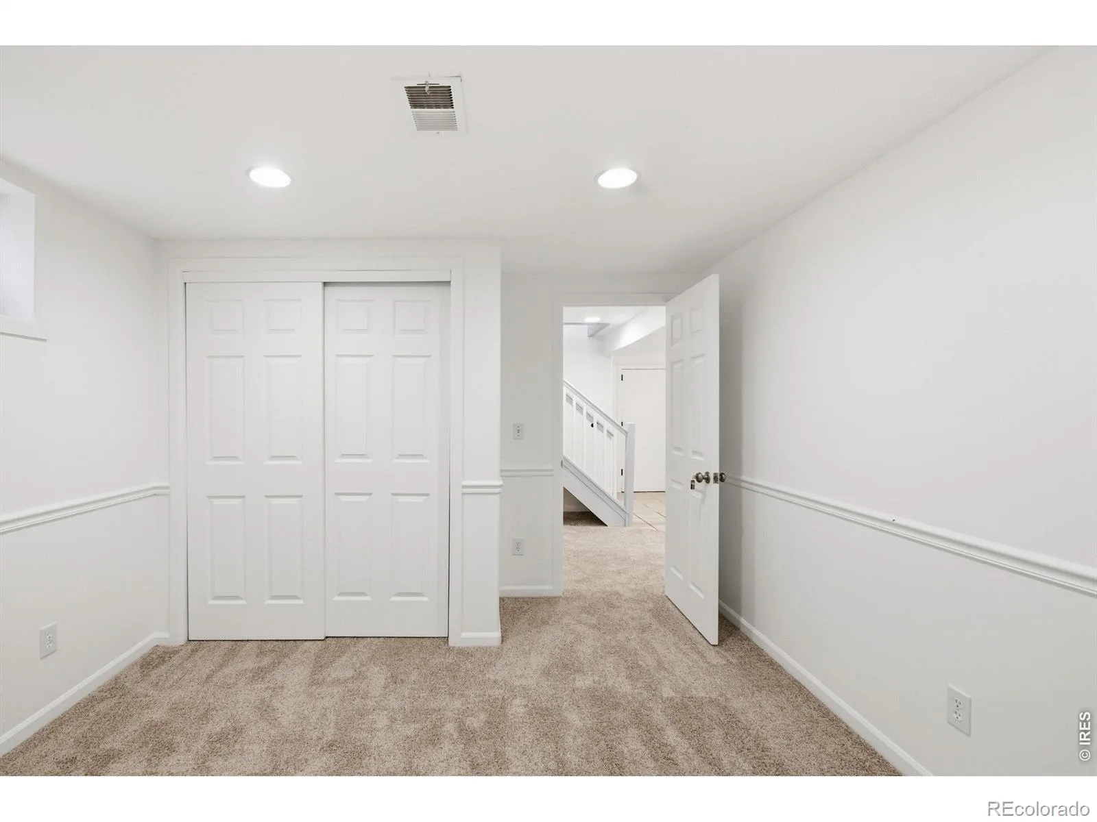 2100 Ellis Street Golden CO 80401 | MLS #RECIR1065816 08062026011553 1600 32