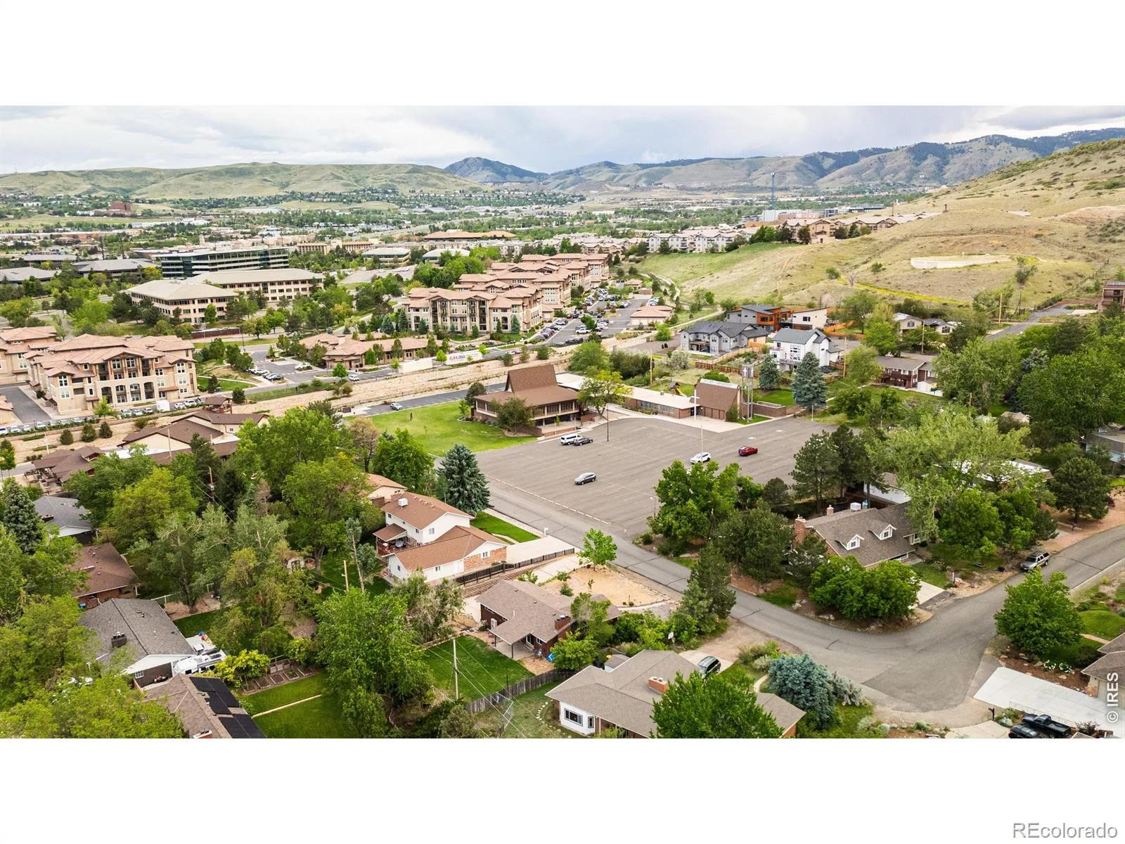 2100 Ellis Street Golden CO 80401 | MLS #RECIR1065816 08062026011553 1600 41