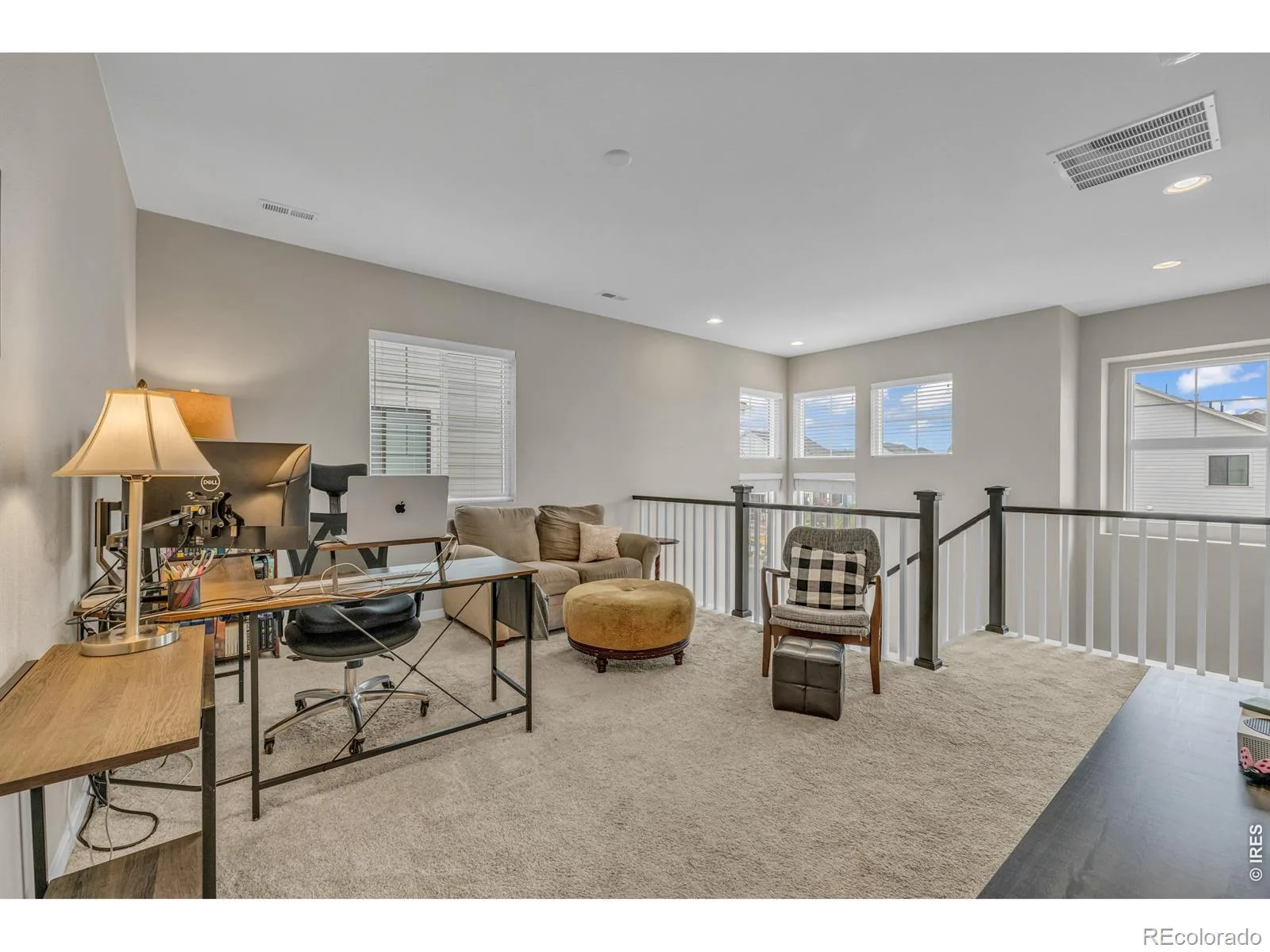 9074 Moondance Drive Littleton CO 80125 | MLS #RECIR1065833 08062026033507 1600 23