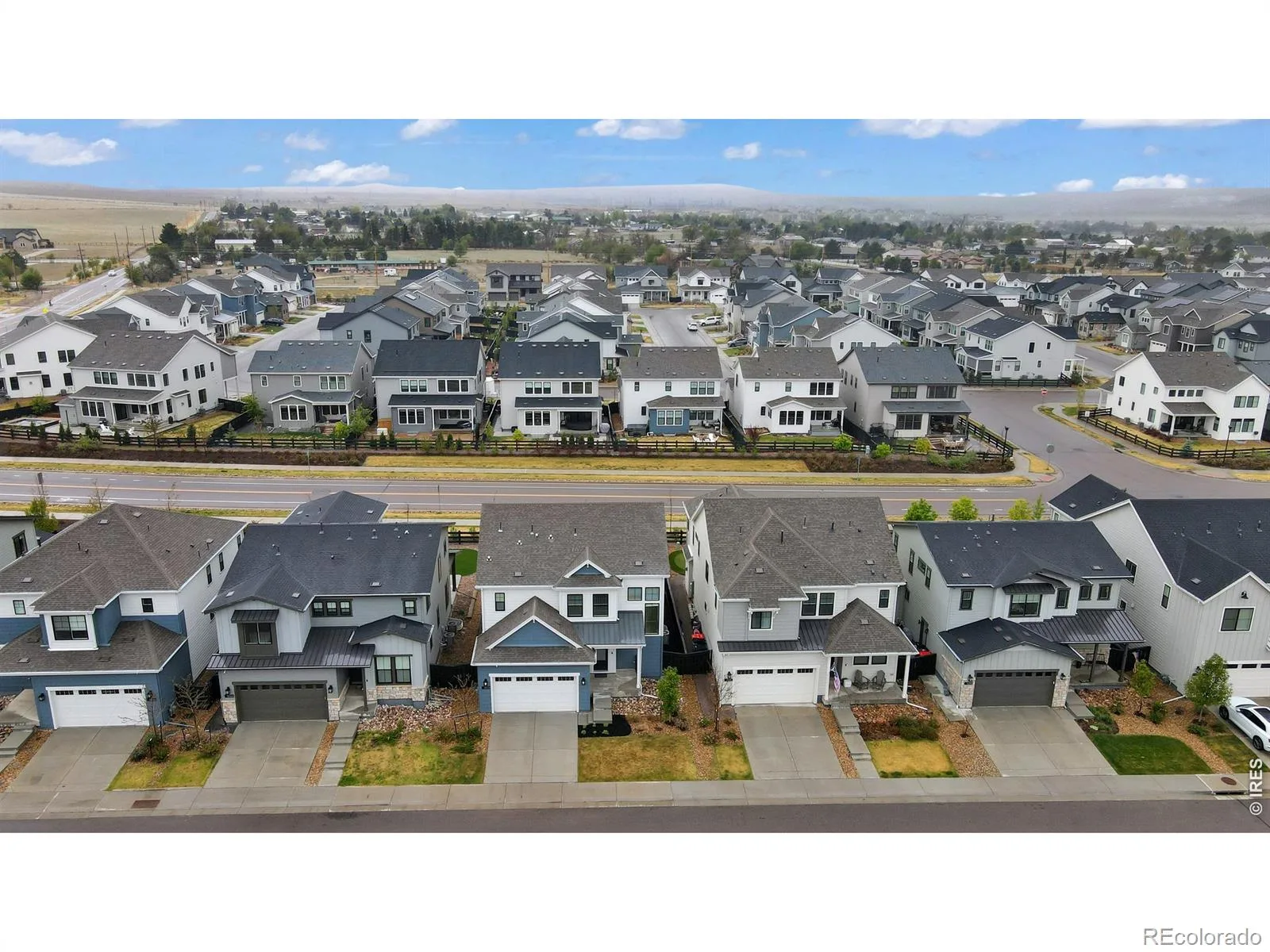 9074 Moondance Drive Littleton CO 80125 | MLS #RECIR1065833 08062026033507 1600 33