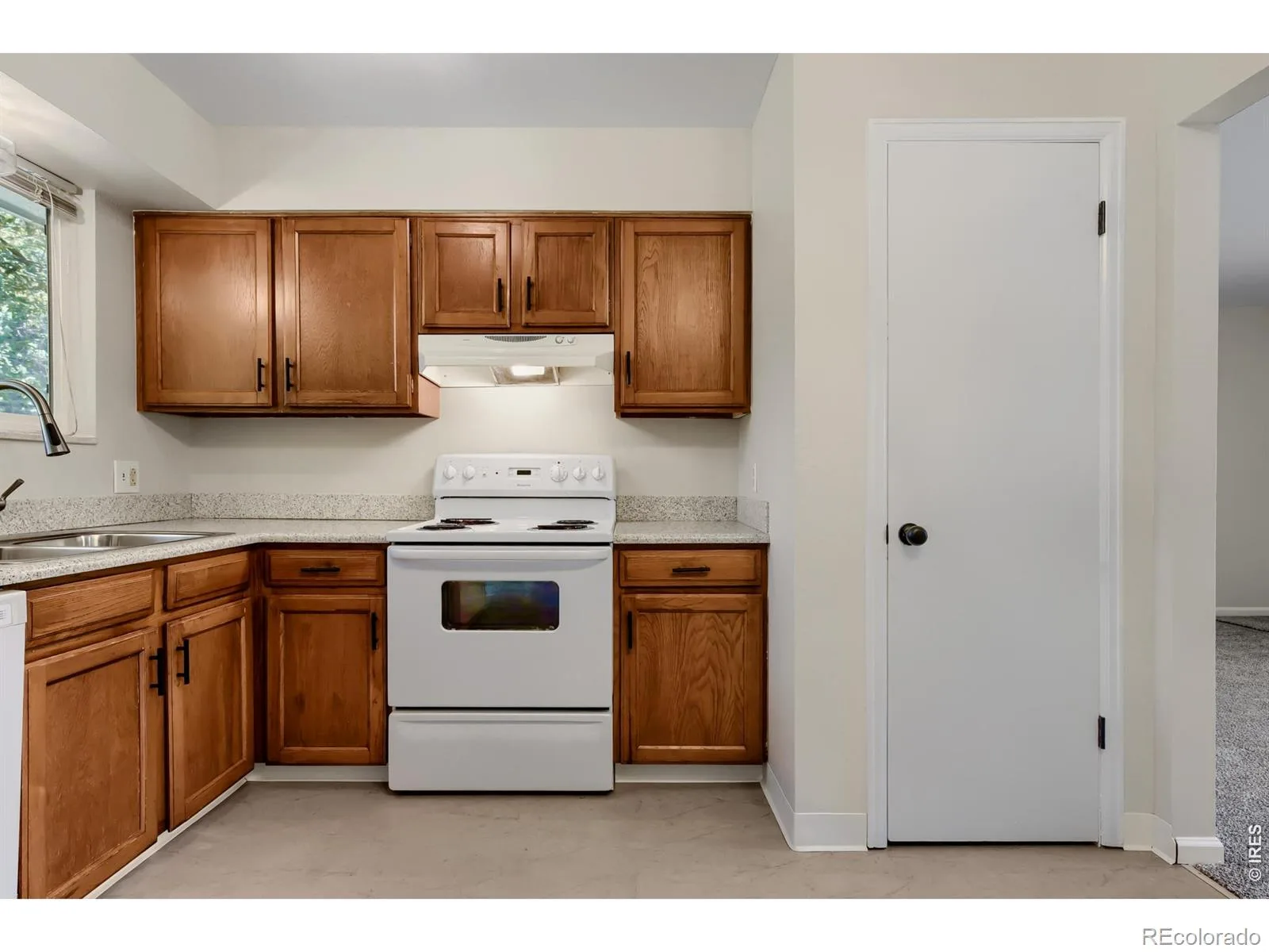 6270 S Fenton Court Littleton CO 80123 | MLS #RECIR1065834 08062026040442 1600 10