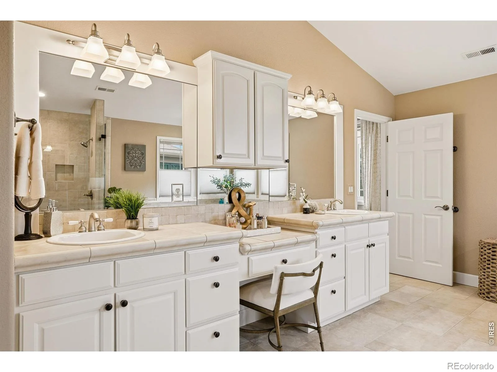 4464 Fairway Lane Broomfield CO 80023 | MLS #RECIR1065840 08062026200920 1600 26