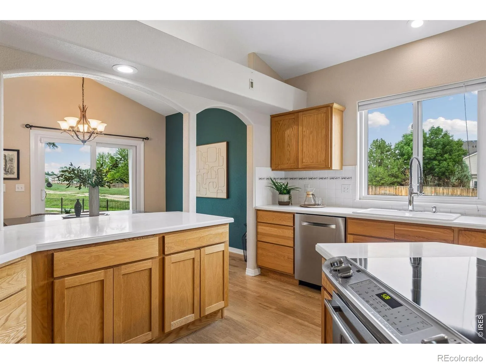 1900 N Shore Drive Longmont CO 80503 | MLS #RECIR1065886 08062026193730 1600 14