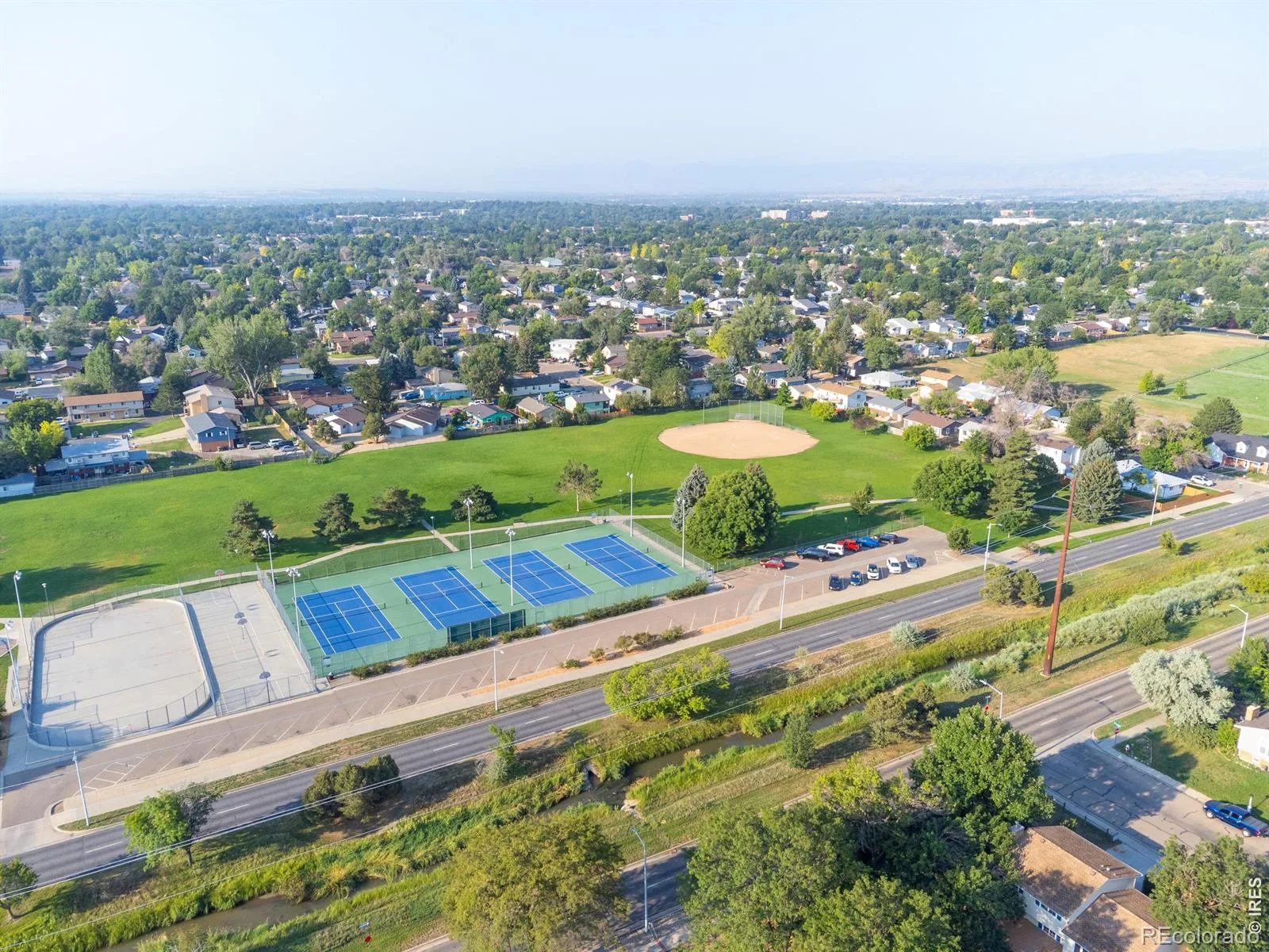 2100 Bowen Street Longmont CO 80501 | MLS #RECIR1065919 08062026213133 1600 34