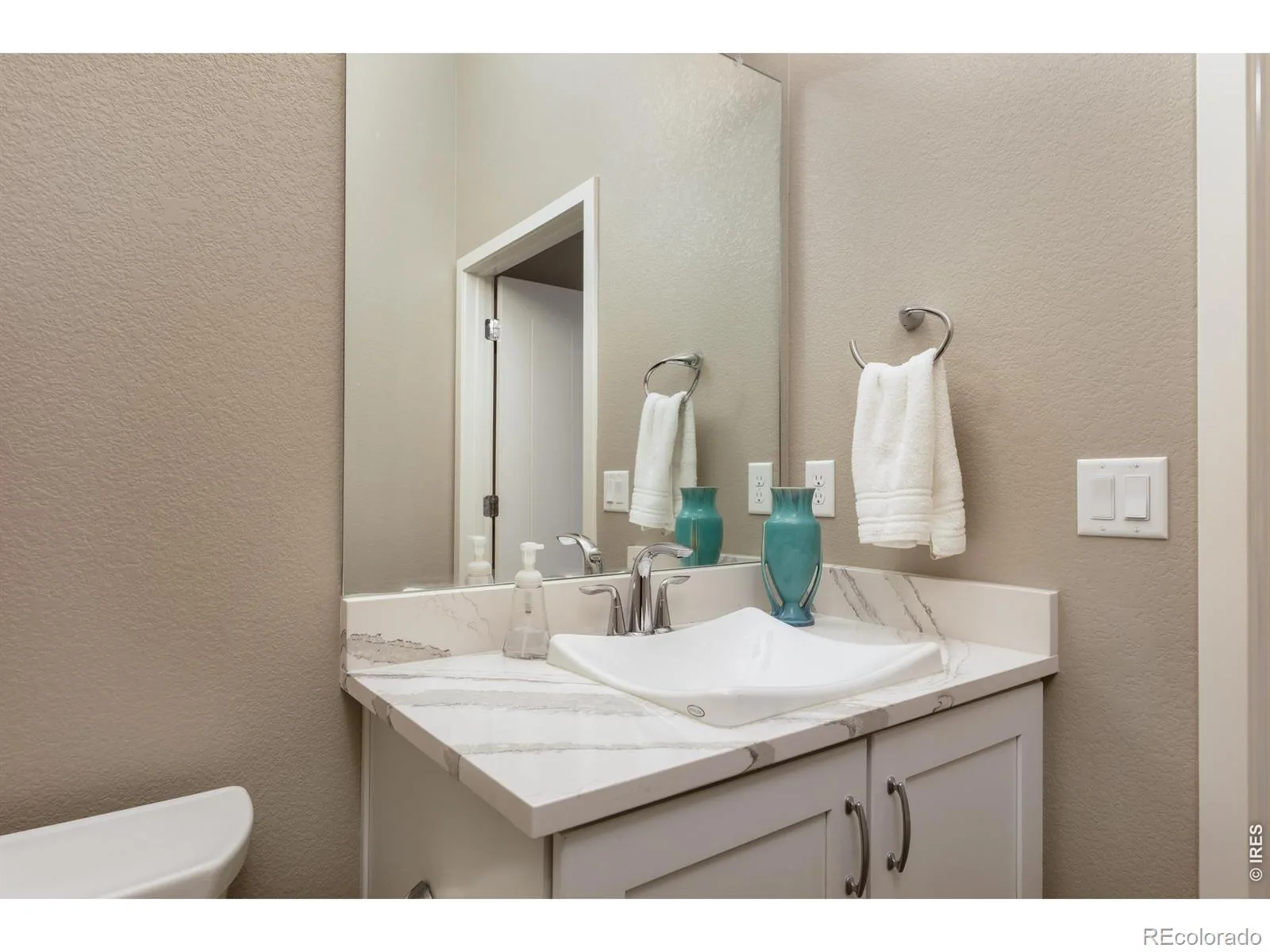 4521 Angelina Circle Longmont CO 80503 | MLS #RECIR1065923 08062026215213 1600 21