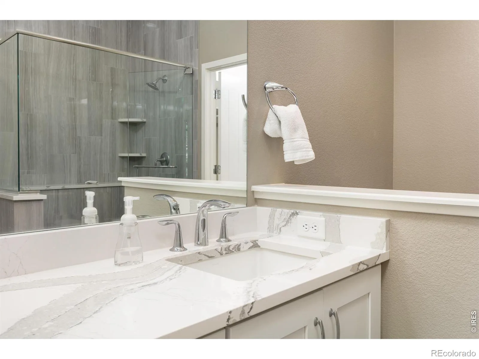 4521 Angelina Circle Longmont CO 80503 | MLS #RECIR1065923 08062026215213 1600 25